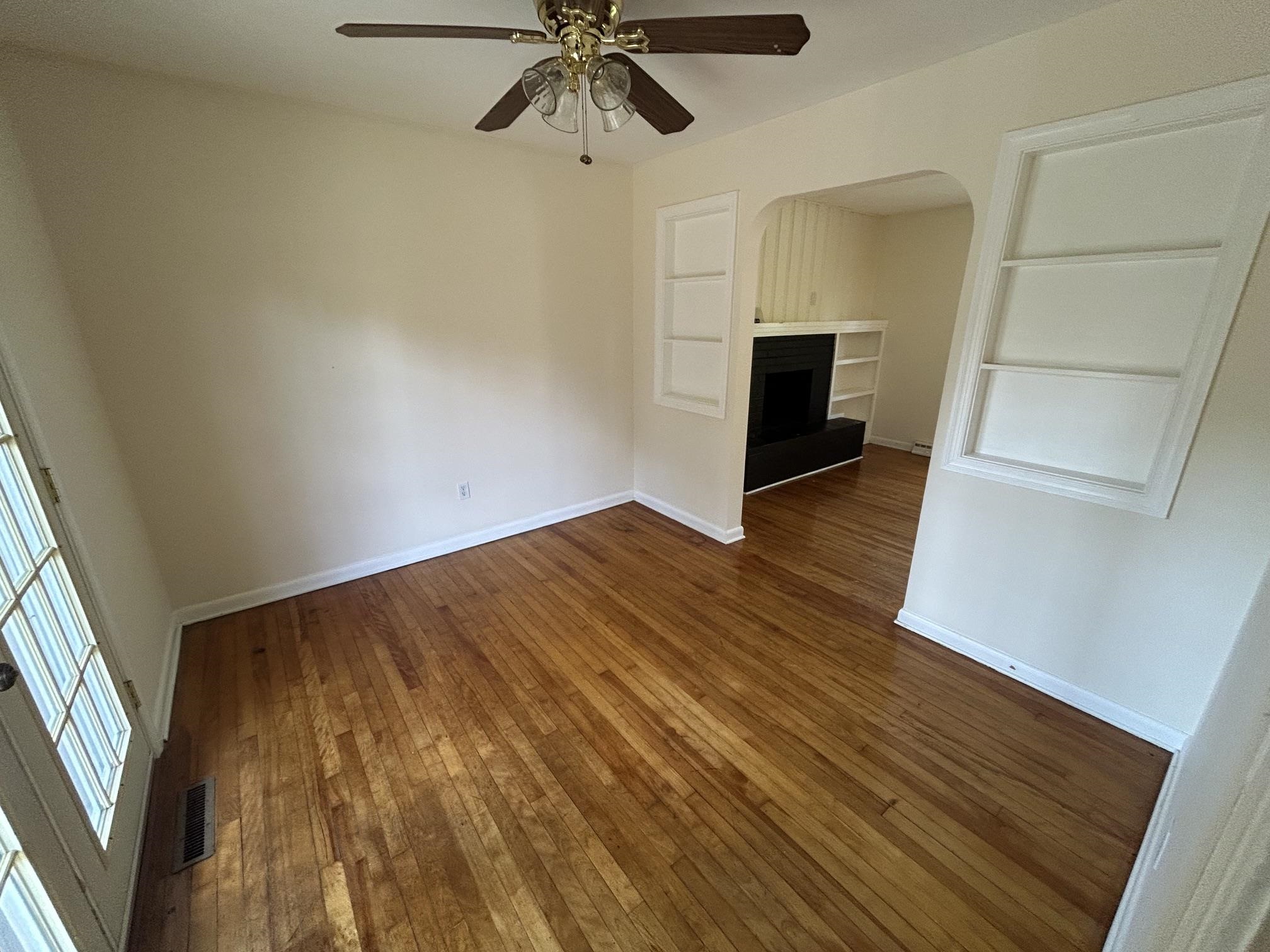 300 NORWOOD RD, STAUNTON, Virginia 24401, 3 Bedrooms Bedrooms, ,2 BathroomsBathrooms,Residential,300 NORWOOD RD,681444 MLS # 681444 300 NORWOOD RD, STAUNTON, Virginia 24401, 3 Bedrooms Bedrooms, ,2 BathroomsBathrooms,Residential,300 NORWOOD RD,681444 MLS # 681444