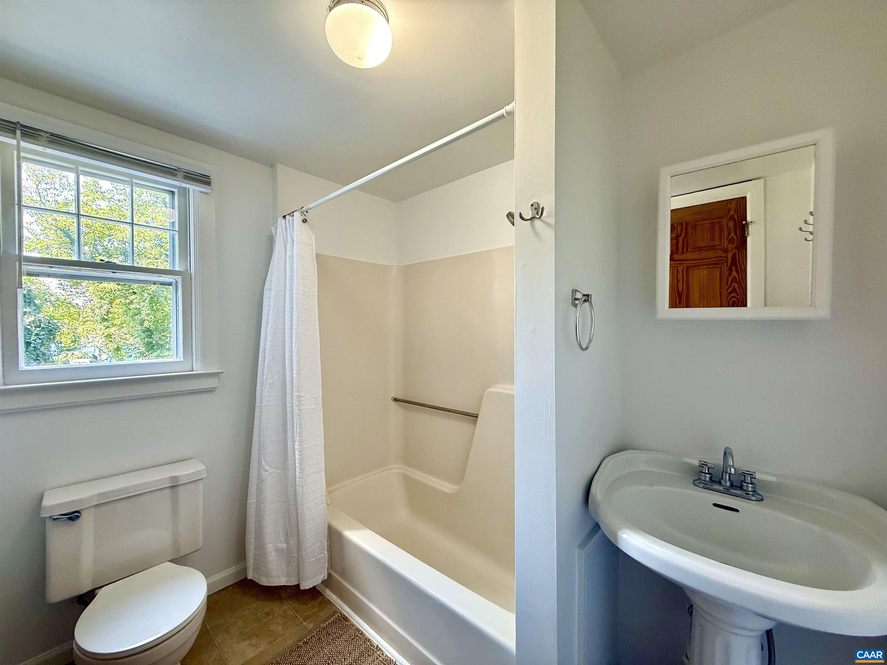 1012 ELLIOTT AVE, CHARLOTTESVILLE, Virginia 22902, ,Residential,1012 ELLIOTT AVE,681453 MLS # 681453