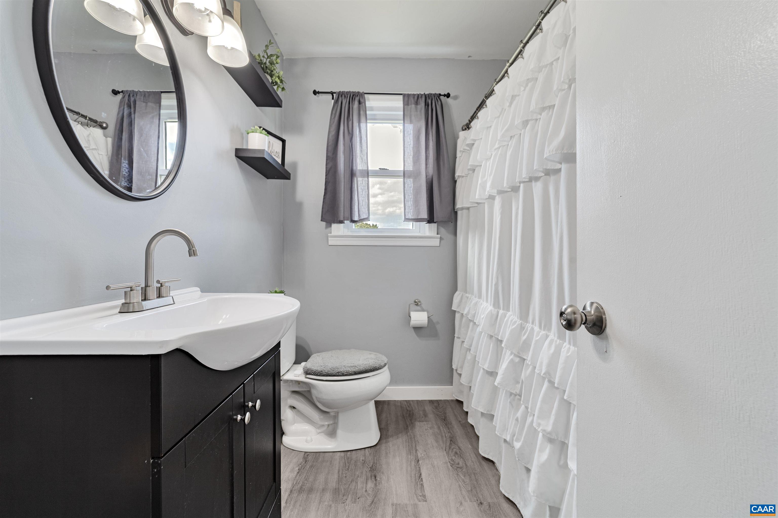 615 W CHAPEL DR, BUMPASS, Virginia 23024, 3 Bedrooms Bedrooms, ,1 BathroomBathrooms,Residential,615 W CHAPEL DR,679942 MLS # 679942 615 W CHAPEL DR, BUMPASS, Virginia 23024, 3 Bedrooms Bedrooms, ,1 BathroomBathrooms,Residential,615 W CHAPEL DR,679942 MLS # 679942