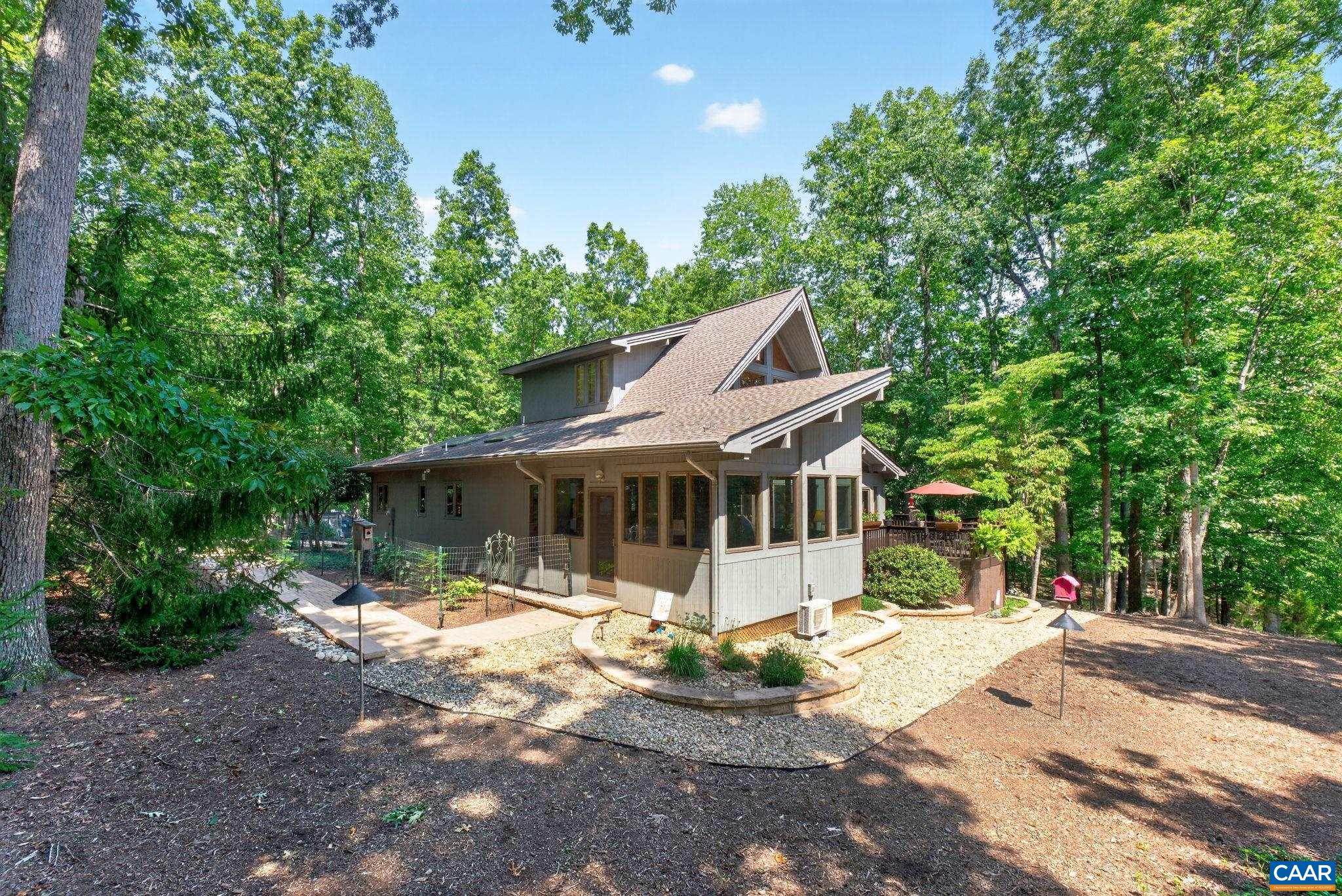 9 OAK TERRACE DR, PALMYRA, Virginia 22963, 3 Bedrooms Bedrooms, ,2 BathroomsBathrooms,Residential,9 OAK TERRACE DR,681305 MLS # 681305 9 OAK TERRACE DR, PALMYRA, Virginia 22963, 3 Bedrooms Bedrooms, ,2 BathroomsBathrooms,Residential,9 OAK TERRACE DR,681305 MLS # 681305