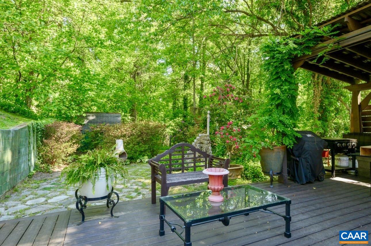 21 DEER PATH, CHARLOTTESVILLE, Virginia 22903, 5 Bedrooms Bedrooms, ,3 BathroomsBathrooms,Residential,21 DEER PATH,681306 MLS # 681306 21 DEER PATH, CHARLOTTESVILLE, Virginia 22903, 5 Bedrooms Bedrooms, ,3 BathroomsBathrooms,Residential,21 DEER PATH,681306 MLS # 681306