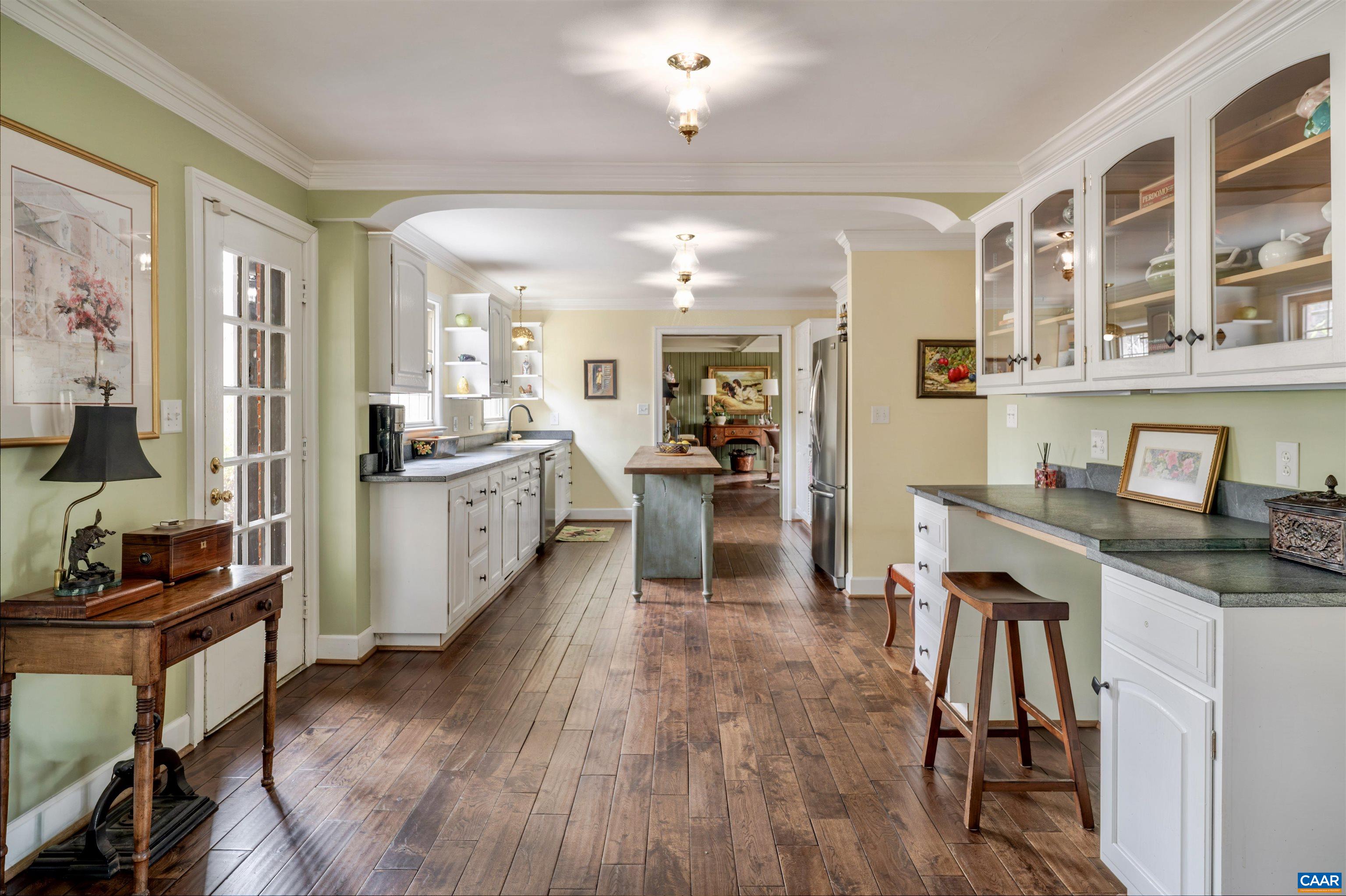 21 DEER PATH, CHARLOTTESVILLE, Virginia 22903, 5 Bedrooms Bedrooms, ,3 BathroomsBathrooms,Residential,21 DEER PATH,681306 MLS # 681306 21 DEER PATH, CHARLOTTESVILLE, Virginia 22903, 5 Bedrooms Bedrooms, ,3 BathroomsBathrooms,Residential,21 DEER PATH,681306 MLS # 681306