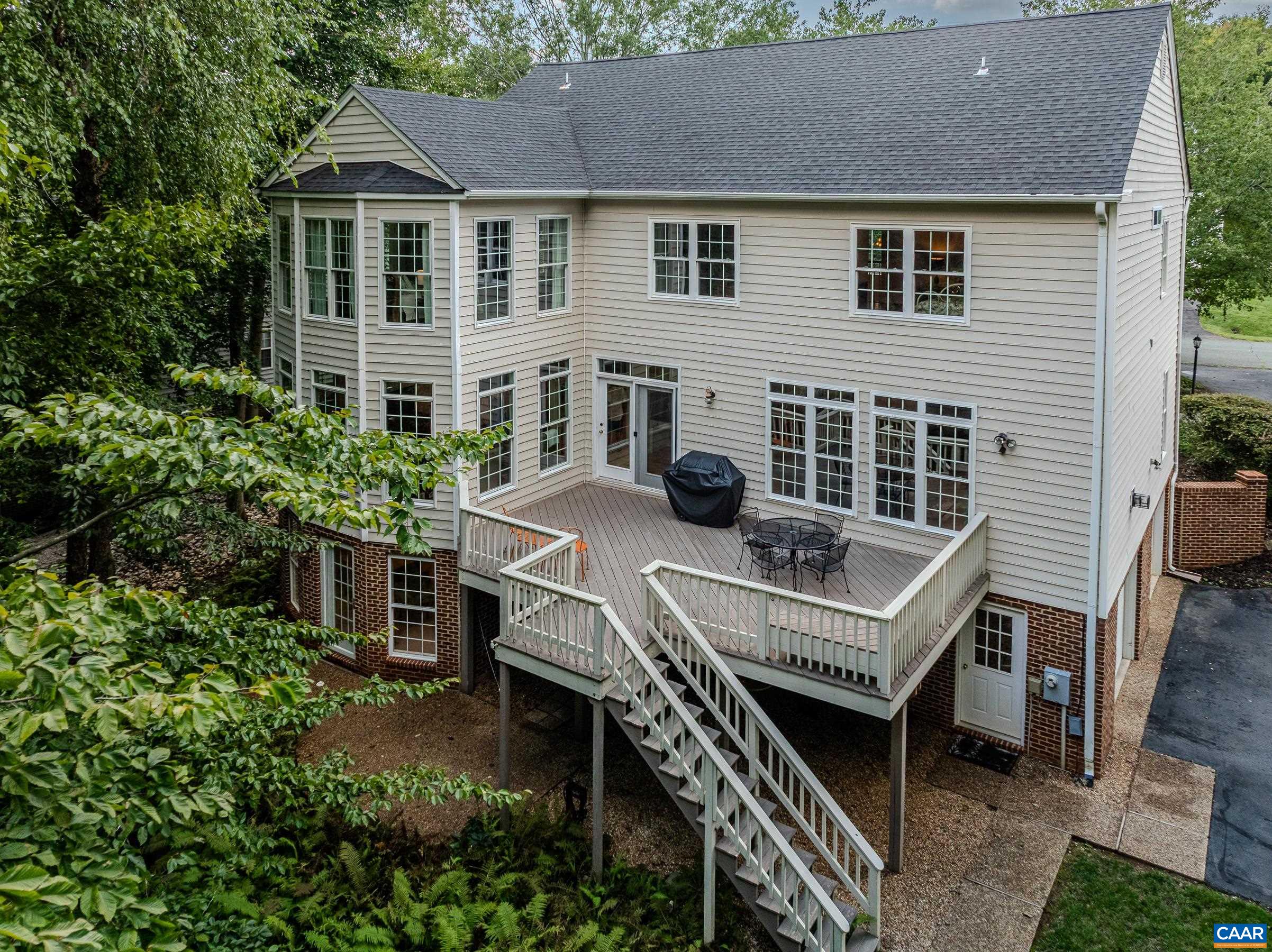 1376 DUNLORA DR, CHARLOTTESVILLE, Virginia 22901, 5 Bedrooms Bedrooms, ,3 BathroomsBathrooms,Residential,1376 DUNLORA DR,681339 MLS # 681339 1376 DUNLORA DR, CHARLOTTESVILLE, Virginia 22901, 5 Bedrooms Bedrooms, ,3 BathroomsBathrooms,Residential,1376 DUNLORA DR,681339 MLS # 681339