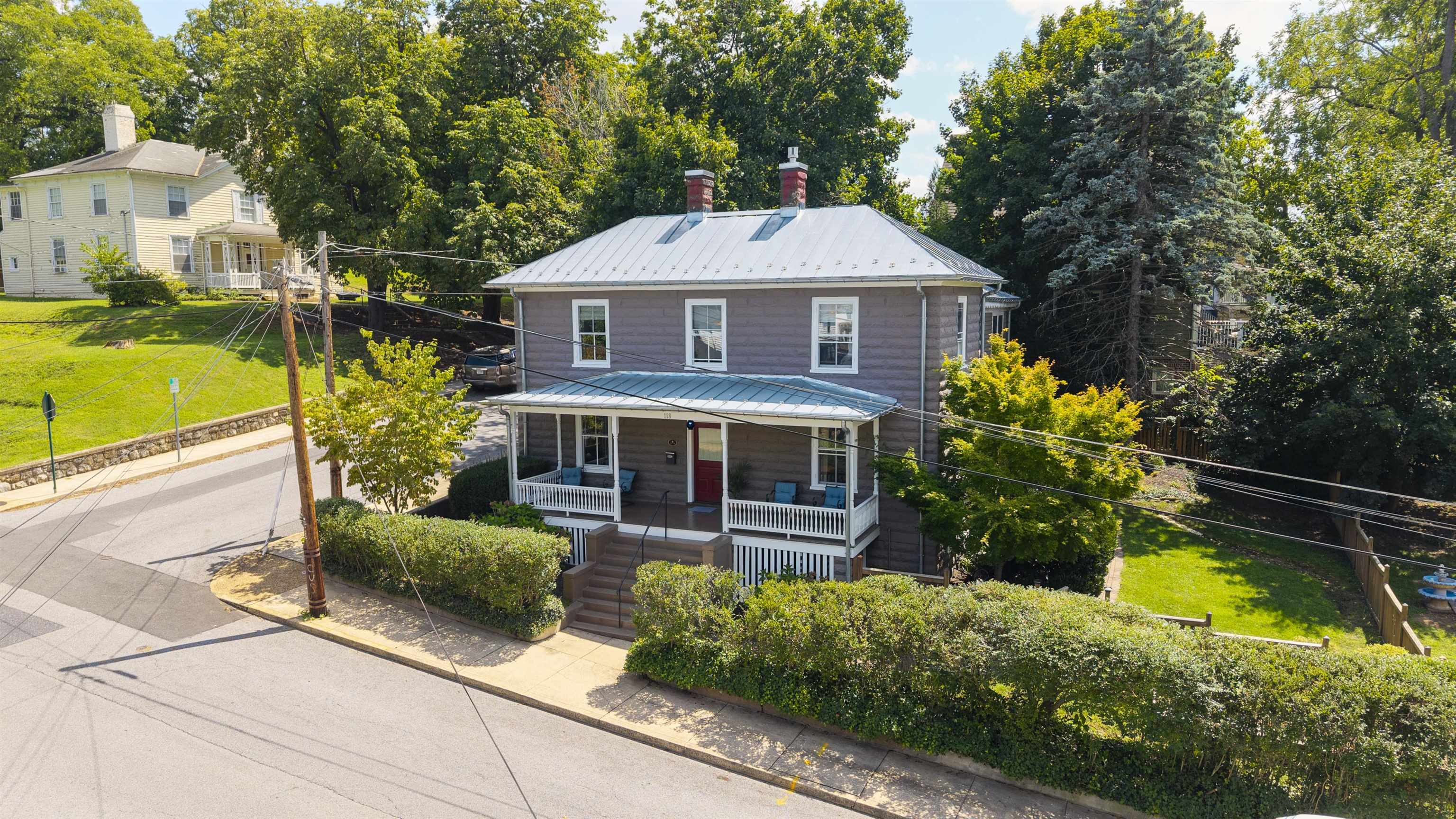 118 PROSPECT ST, STAUNTON, Virginia 24401, 3 Bedrooms Bedrooms, ,2 BathroomsBathrooms,Residential,118 PROSPECT ST,681446 MLS # 681446