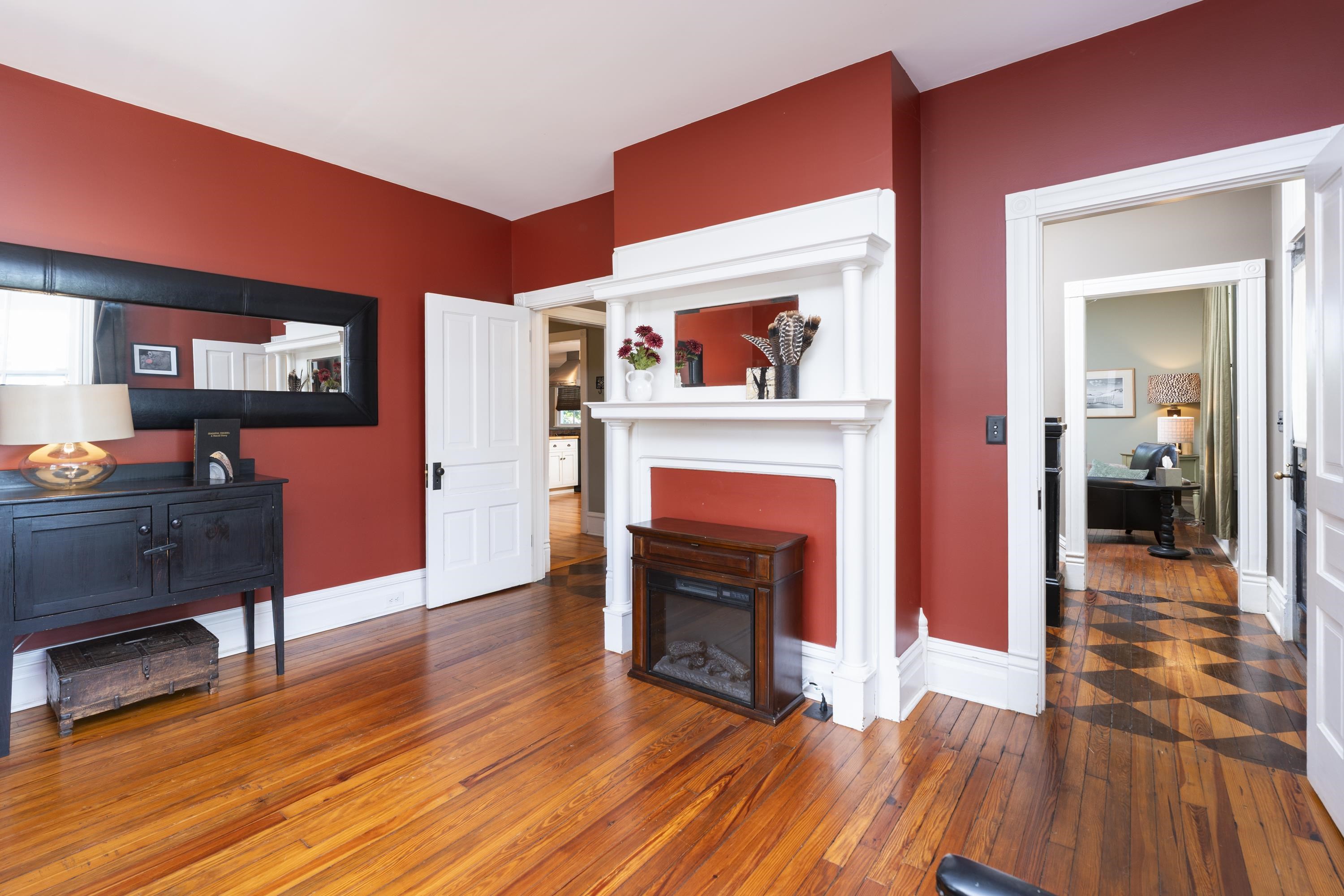 118 PROSPECT ST, STAUNTON, Virginia 24401, 3 Bedrooms Bedrooms, ,2 BathroomsBathrooms,Residential,118 PROSPECT ST,681446 MLS # 681446