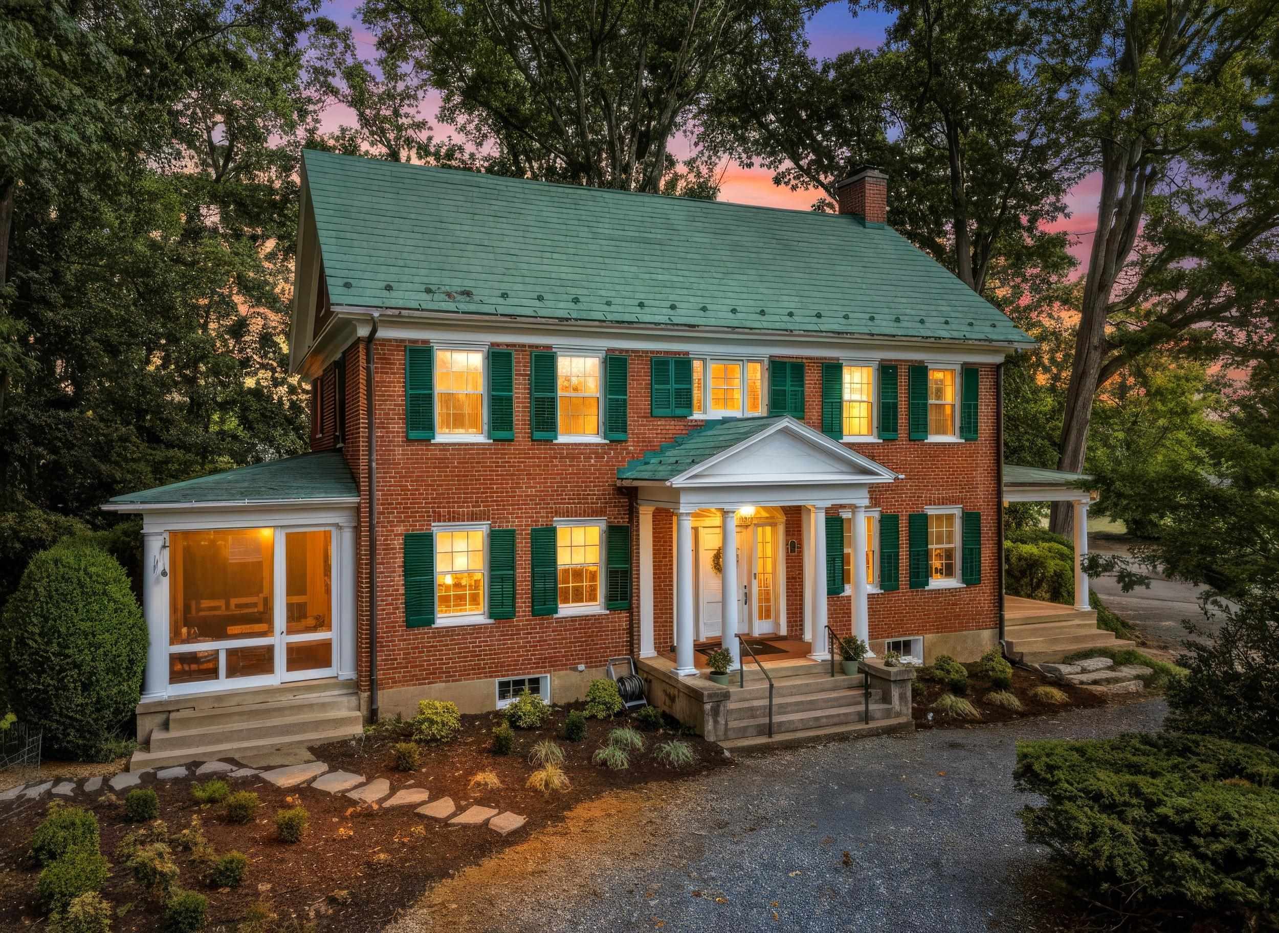 200 FOREST RIDGE RD, STAUNTON, Virginia 24401, 4 Bedrooms Bedrooms, ,2 BathroomsBathrooms,Residential,200 FOREST RIDGE RD,681456 MLS # 681456 200 FOREST RIDGE RD, STAUNTON, Virginia 24401, 4 Bedrooms Bedrooms, ,2 BathroomsBathrooms,Residential,200 FOREST RIDGE RD,681456 MLS # 681456