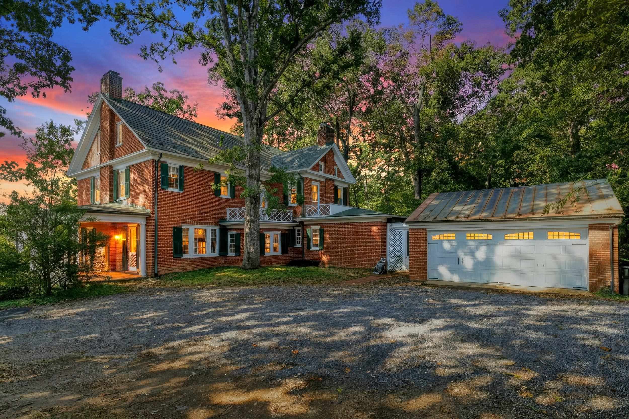 200 FOREST RIDGE RD, STAUNTON, Virginia 24401, 4 Bedrooms Bedrooms, ,2 BathroomsBathrooms,Residential,200 FOREST RIDGE RD,681456 MLS # 681456 200 FOREST RIDGE RD, STAUNTON, Virginia 24401, 4 Bedrooms Bedrooms, ,2 BathroomsBathrooms,Residential,200 FOREST RIDGE RD,681456 MLS # 681456