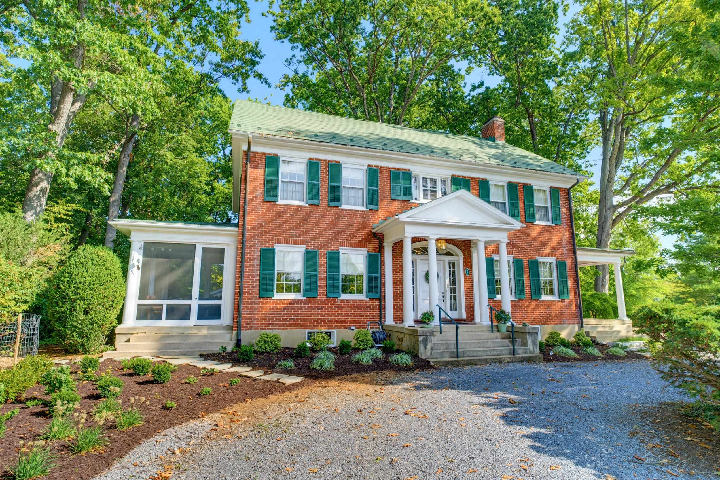 200 FOREST RIDGE RD, STAUNTON, Virginia 24401, 4 Bedrooms Bedrooms, ,2 BathroomsBathrooms,Residential,200 FOREST RIDGE RD,681456 MLS # 681456 200 FOREST RIDGE RD, STAUNTON, Virginia 24401, 4 Bedrooms Bedrooms, ,2 BathroomsBathrooms,Residential,200 FOREST RIDGE RD,681456 MLS # 681456
