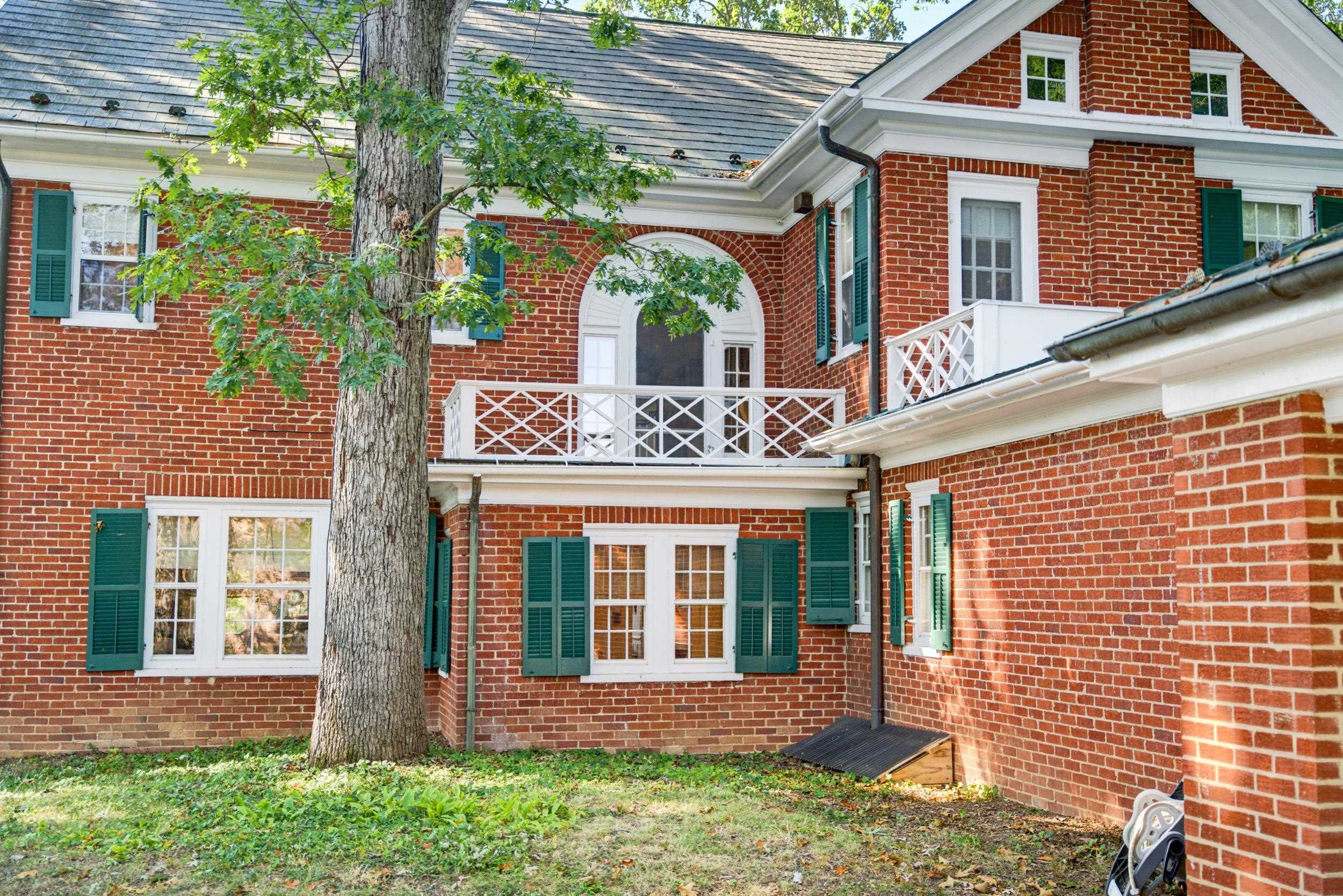 200 FOREST RIDGE RD, STAUNTON, Virginia 24401, 4 Bedrooms Bedrooms, ,2 BathroomsBathrooms,Residential,200 FOREST RIDGE RD,681456 MLS # 681456 200 FOREST RIDGE RD, STAUNTON, Virginia 24401, 4 Bedrooms Bedrooms, ,2 BathroomsBathrooms,Residential,200 FOREST RIDGE RD,681456 MLS # 681456
