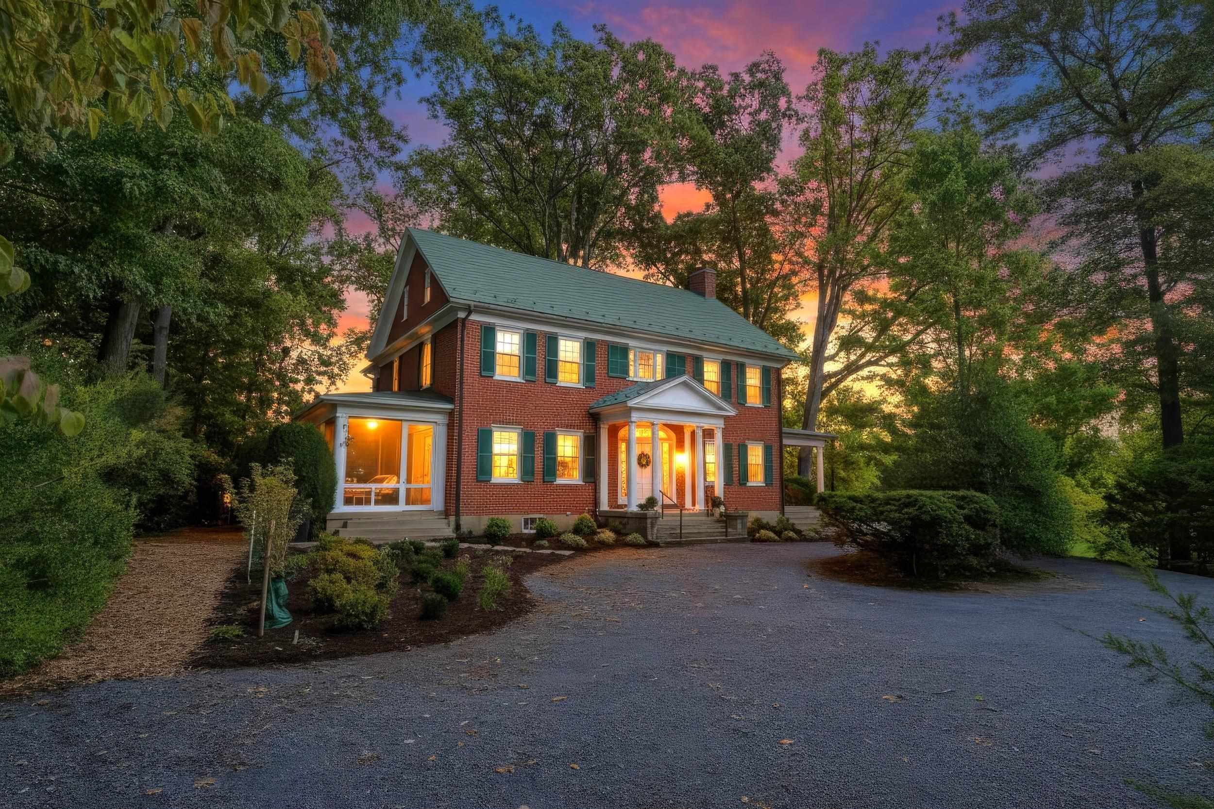 200 FOREST RIDGE RD, STAUNTON, Virginia 24401, 4 Bedrooms Bedrooms, ,2 BathroomsBathrooms,Residential,200 FOREST RIDGE RD,681456 MLS # 681456 200 FOREST RIDGE RD, STAUNTON, Virginia 24401, 4 Bedrooms Bedrooms, ,2 BathroomsBathrooms,Residential,200 FOREST RIDGE RD,681456 MLS # 681456