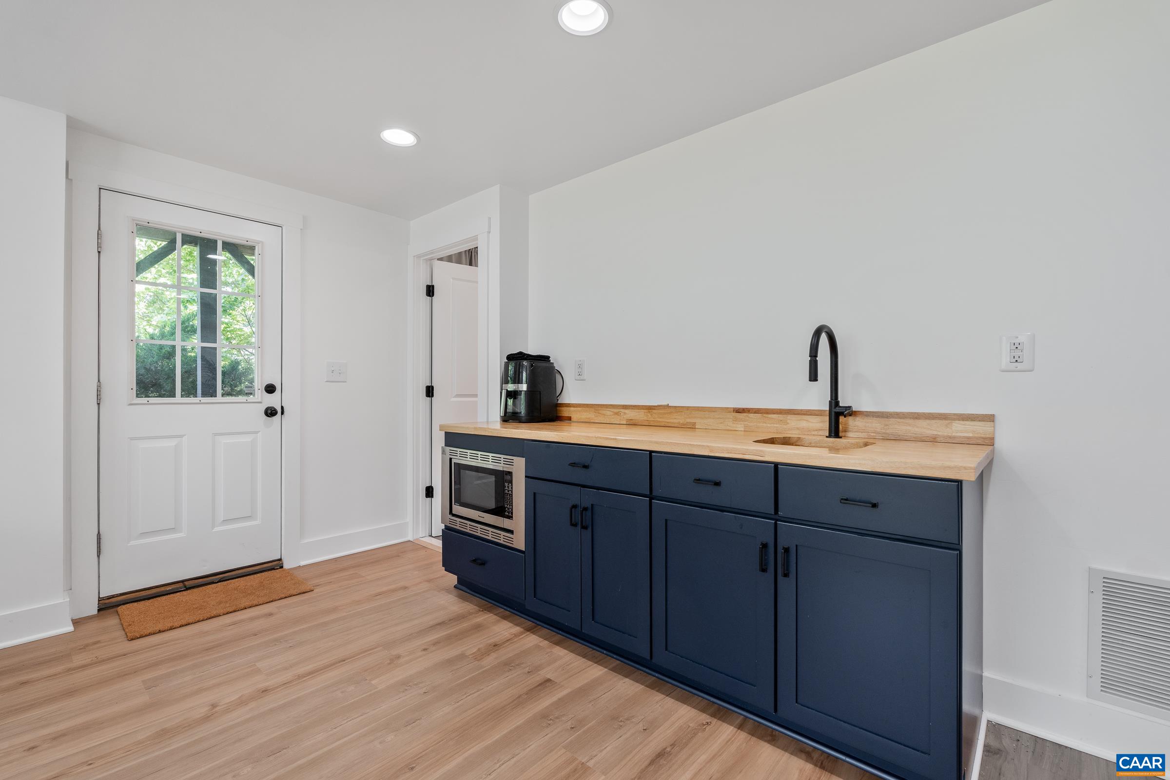 1021 RIDGE ST, CHARLOTTESVILLE, Virginia 22902, 4 Bedrooms Bedrooms, ,3 BathroomsBathrooms,Residential,1021 RIDGE ST,681463 MLS # 681463 1021 RIDGE ST, CHARLOTTESVILLE, Virginia 22902, 4 Bedrooms Bedrooms, ,3 BathroomsBathrooms,Residential,1021 RIDGE ST,681463 MLS # 681463