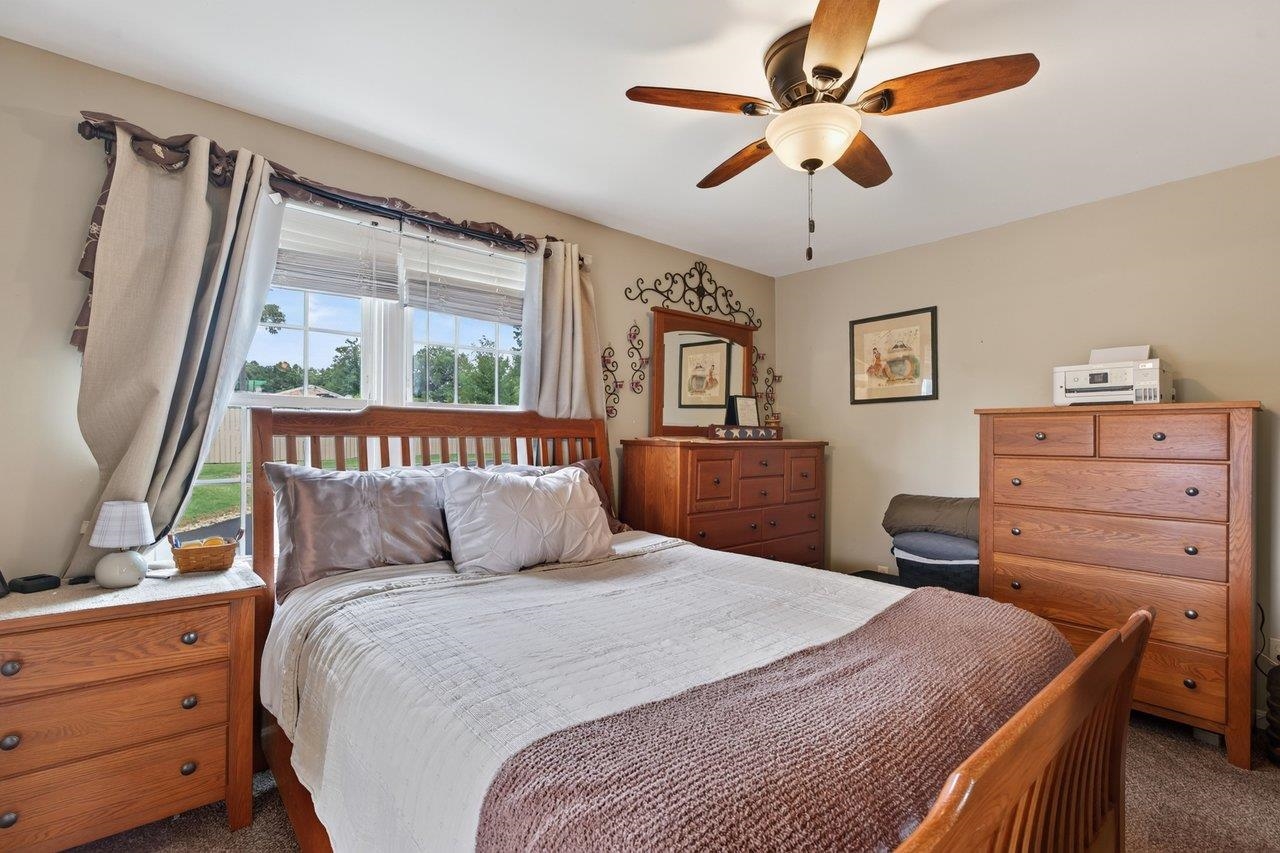 414 MASSANUTTEN AVE, SHENANDOAH, Virginia 22849, 2 Bedrooms Bedrooms, ,2 BathroomsBathrooms,Residential,414 MASSANUTTEN AVE,681464 MLS # 681464