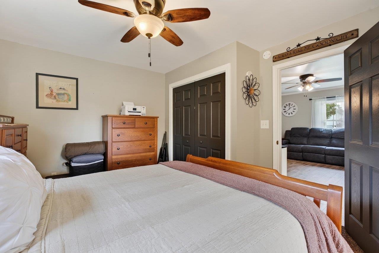 414 MASSANUTTEN AVE, SHENANDOAH, Virginia 22849, 2 Bedrooms Bedrooms, ,2 BathroomsBathrooms,Residential,414 MASSANUTTEN AVE,681464 MLS # 681464