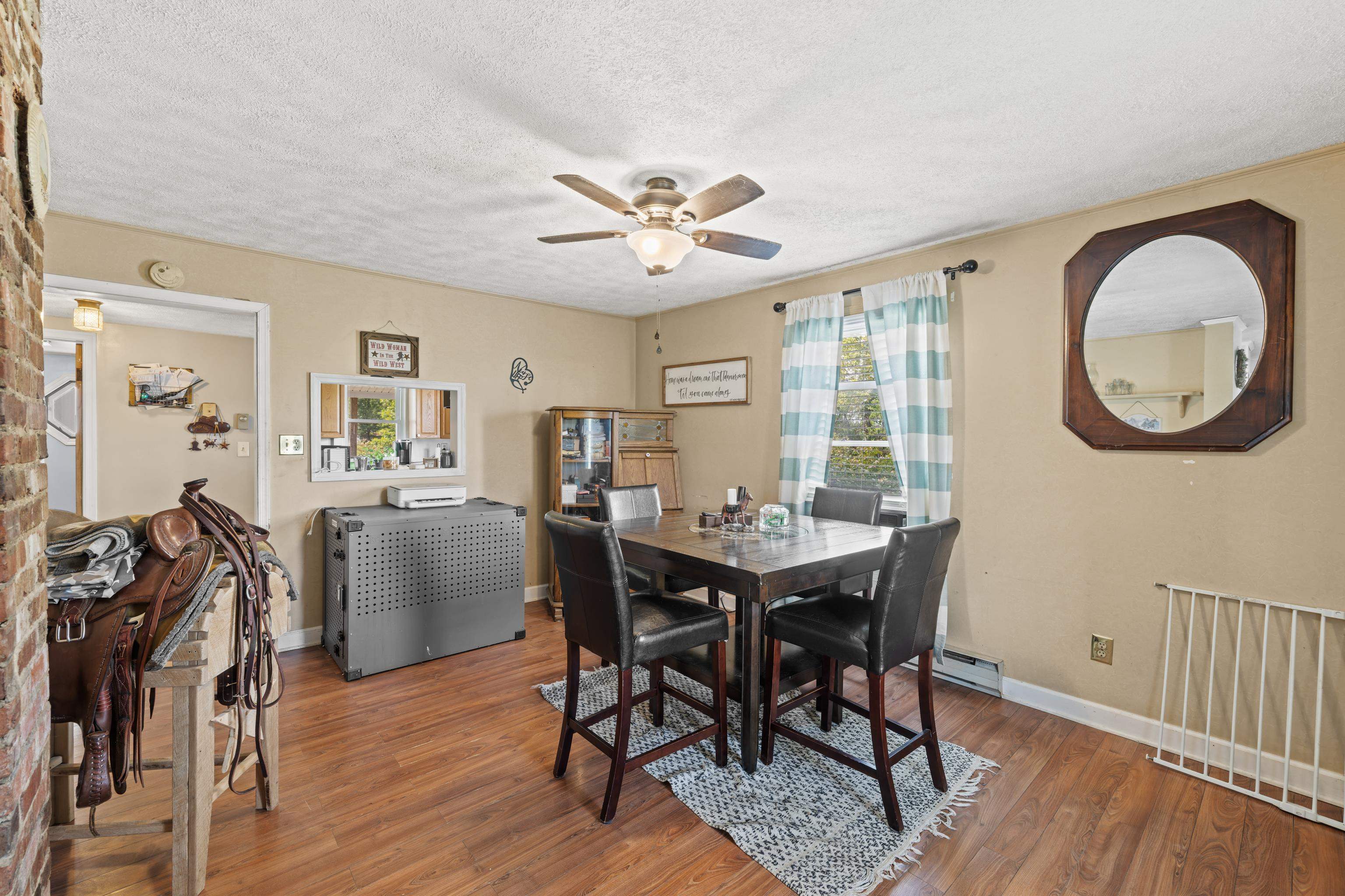 1589 DAM TOWN RD, FORT DEFIANCE, Virginia 24437, 4 Bedrooms Bedrooms, ,1 BathroomBathrooms,Residential,1589 DAM TOWN RD,681467 MLS # 681467 1589 DAM TOWN RD, FORT DEFIANCE, Virginia 24437, 4 Bedrooms Bedrooms, ,1 BathroomBathrooms,Residential,1589 DAM TOWN RD,681467 MLS # 681467