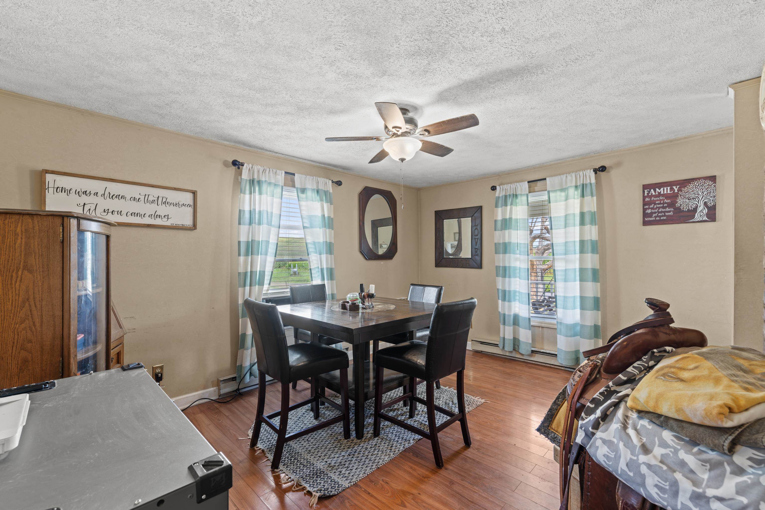 1589 DAM TOWN RD, FORT DEFIANCE, Virginia 24437, 4 Bedrooms Bedrooms, ,1 BathroomBathrooms,Residential,1589 DAM TOWN RD,681467 MLS # 681467 1589 DAM TOWN RD, FORT DEFIANCE, Virginia 24437, 4 Bedrooms Bedrooms, ,1 BathroomBathrooms,Residential,1589 DAM TOWN RD,681467 MLS # 681467