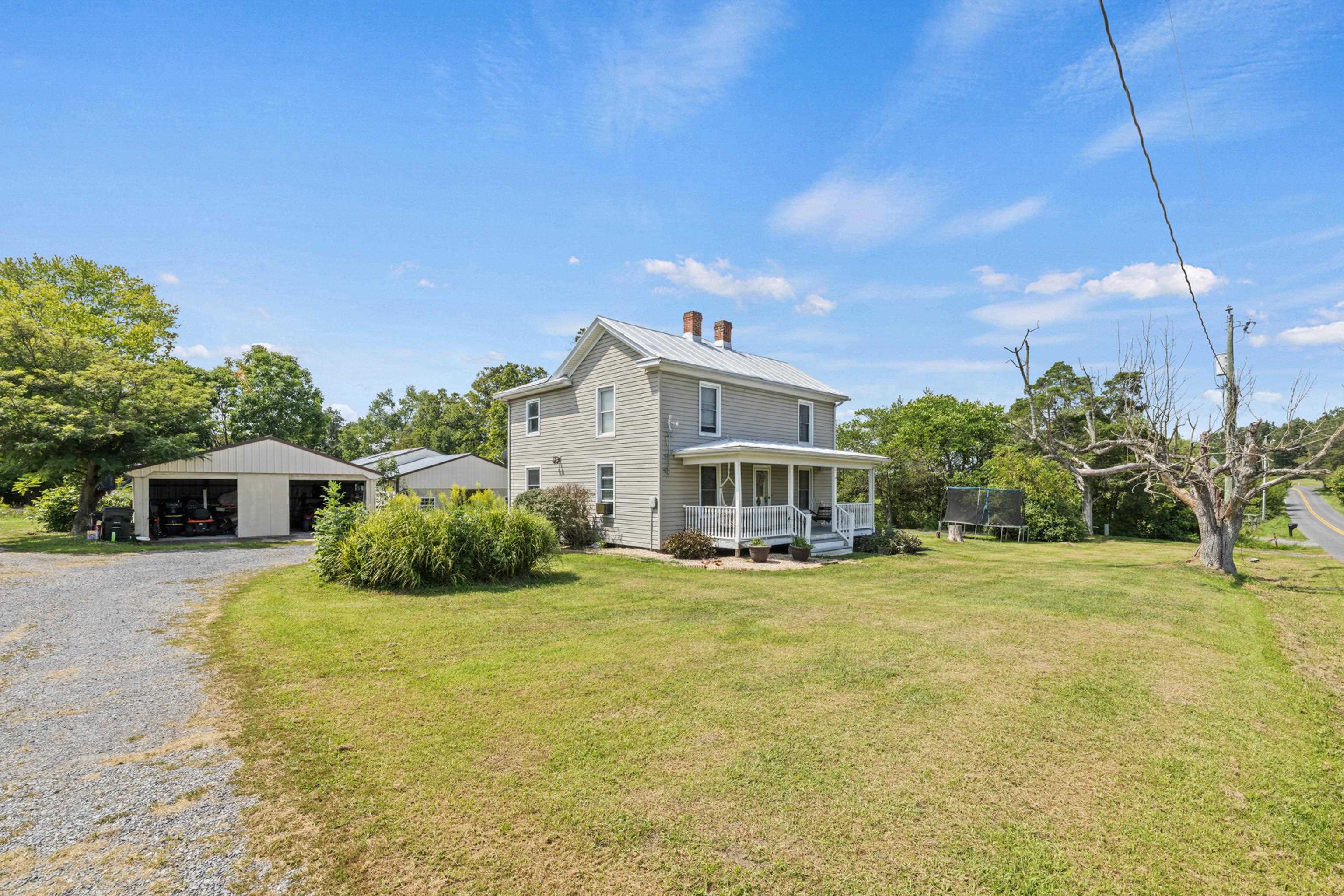 1589 DAM TOWN RD, FORT DEFIANCE, Virginia 24437, 4 Bedrooms Bedrooms, ,1 BathroomBathrooms,Residential,1589 DAM TOWN RD,681467 MLS # 681467 1589 DAM TOWN RD, FORT DEFIANCE, Virginia 24437, 4 Bedrooms Bedrooms, ,1 BathroomBathrooms,Residential,1589 DAM TOWN RD,681467 MLS # 681467
