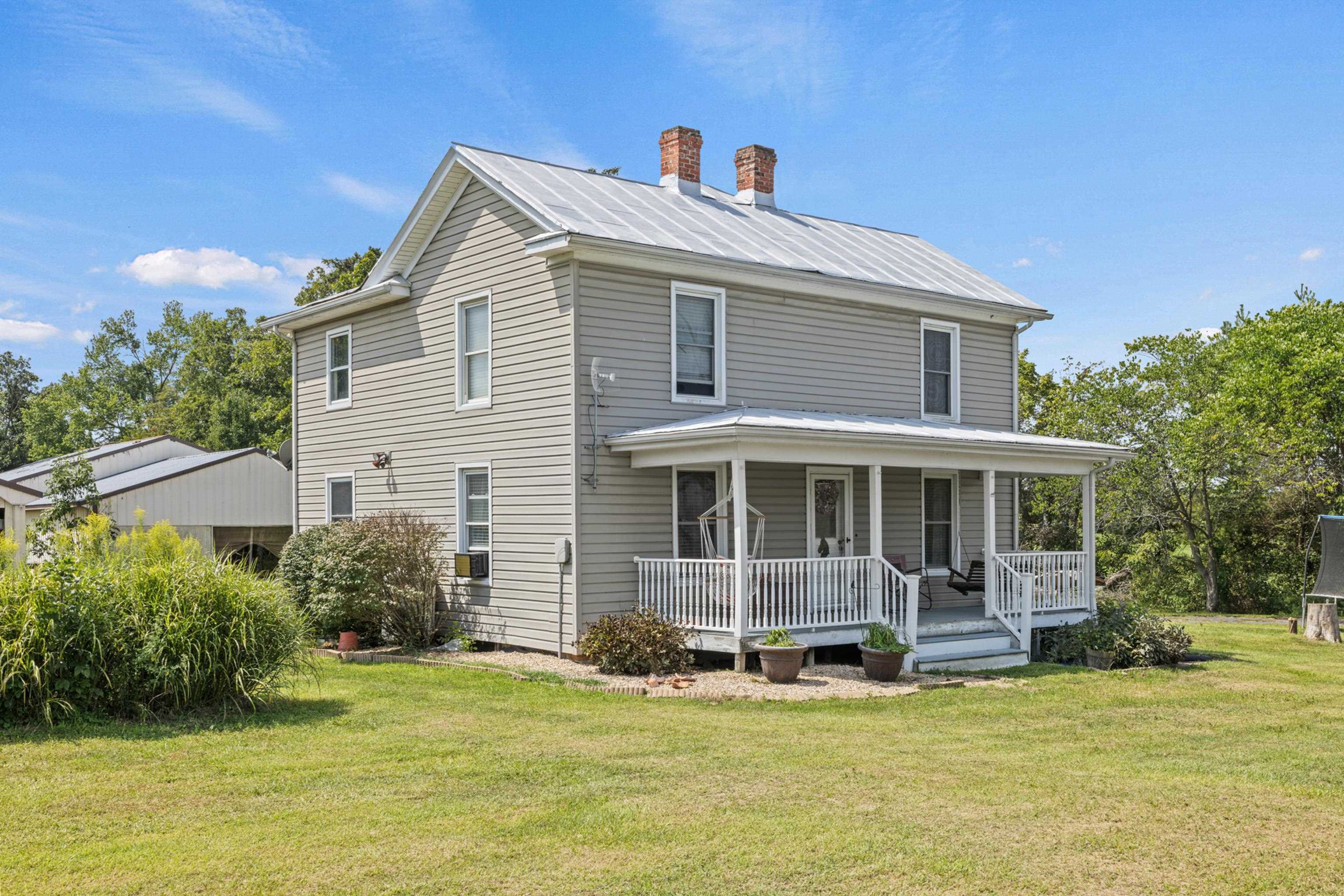 1589 DAM TOWN RD, FORT DEFIANCE, Virginia 24437, 4 Bedrooms Bedrooms, ,1 BathroomBathrooms,Residential,1589 DAM TOWN RD,681467 MLS # 681467 1589 DAM TOWN RD, FORT DEFIANCE, Virginia 24437, 4 Bedrooms Bedrooms, ,1 BathroomBathrooms,Residential,1589 DAM TOWN RD,681467 MLS # 681467