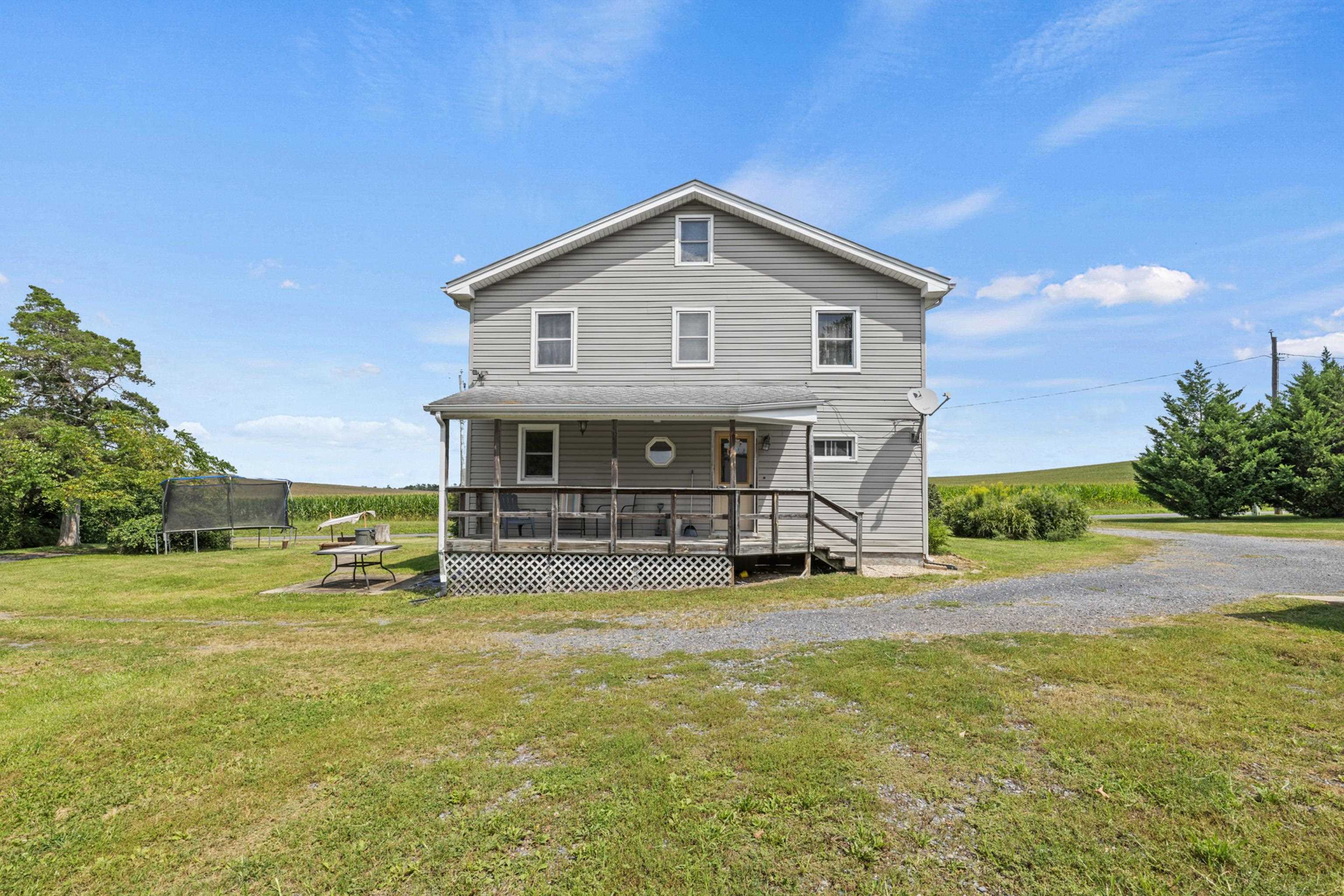 1589 DAM TOWN RD, FORT DEFIANCE, Virginia 24437, 4 Bedrooms Bedrooms, ,1 BathroomBathrooms,Residential,1589 DAM TOWN RD,681467 MLS # 681467 1589 DAM TOWN RD, FORT DEFIANCE, Virginia 24437, 4 Bedrooms Bedrooms, ,1 BathroomBathrooms,Residential,1589 DAM TOWN RD,681467 MLS # 681467