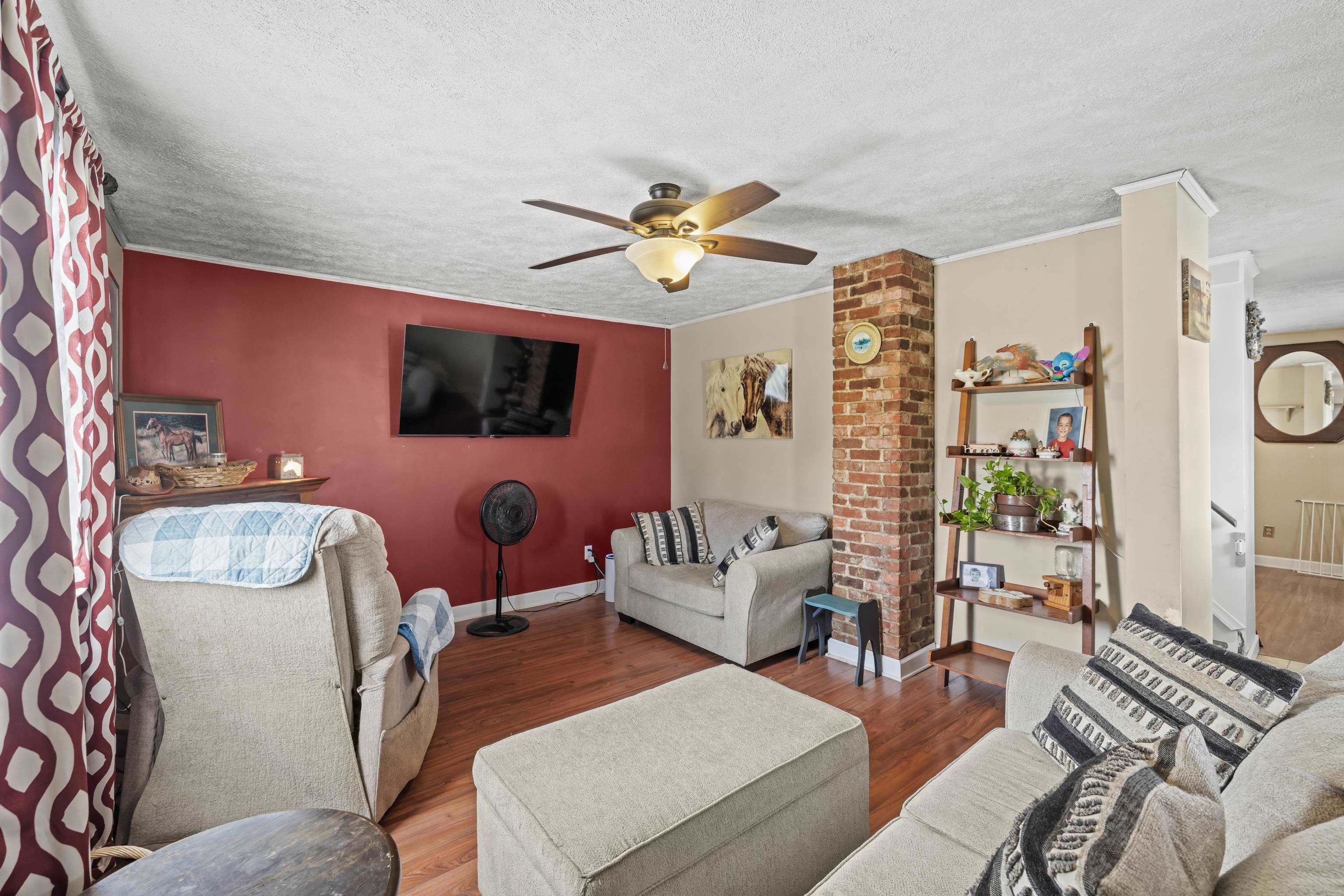 1589 DAM TOWN RD, FORT DEFIANCE, Virginia 24437, 4 Bedrooms Bedrooms, ,1 BathroomBathrooms,Residential,1589 DAM TOWN RD,681467 MLS # 681467 1589 DAM TOWN RD, FORT DEFIANCE, Virginia 24437, 4 Bedrooms Bedrooms, ,1 BathroomBathrooms,Residential,1589 DAM TOWN RD,681467 MLS # 681467