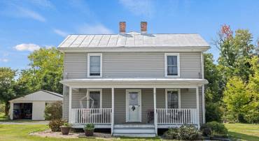 1589 DAM TOWN RD, FORT DEFIANCE, Virginia 24437, 4 Bedrooms Bedrooms, ,1 BathroomBathrooms,Residential,1589 DAM TOWN RD,681467 MLS # 681467