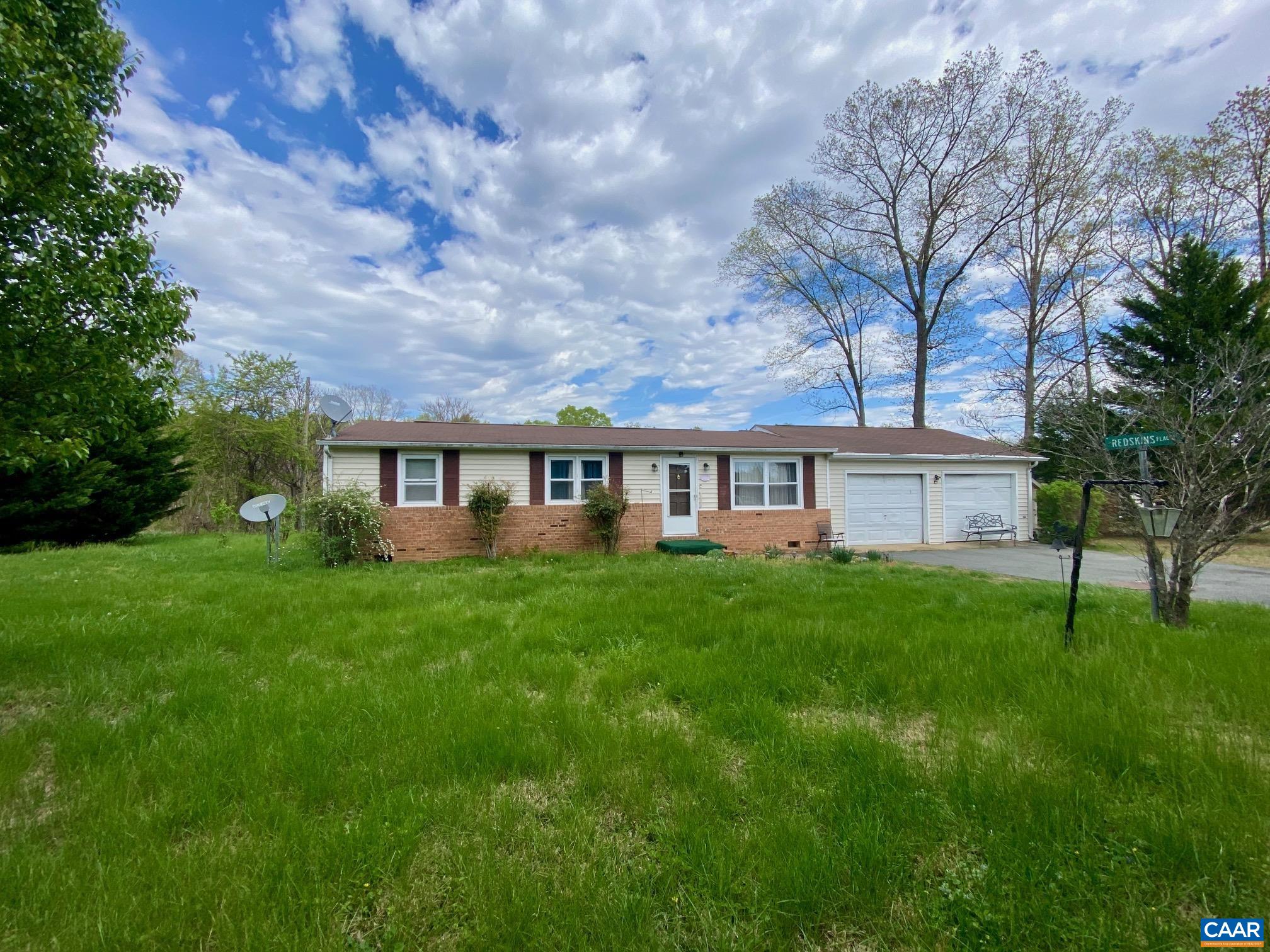 12031 BROWNTOWN RD, GORDONSVILLE, Virginia 22942, 3 Bedrooms Bedrooms, ,1 BathroomBathrooms,Residential,12031 BROWNTOWN RD,675362 MLS # 675362