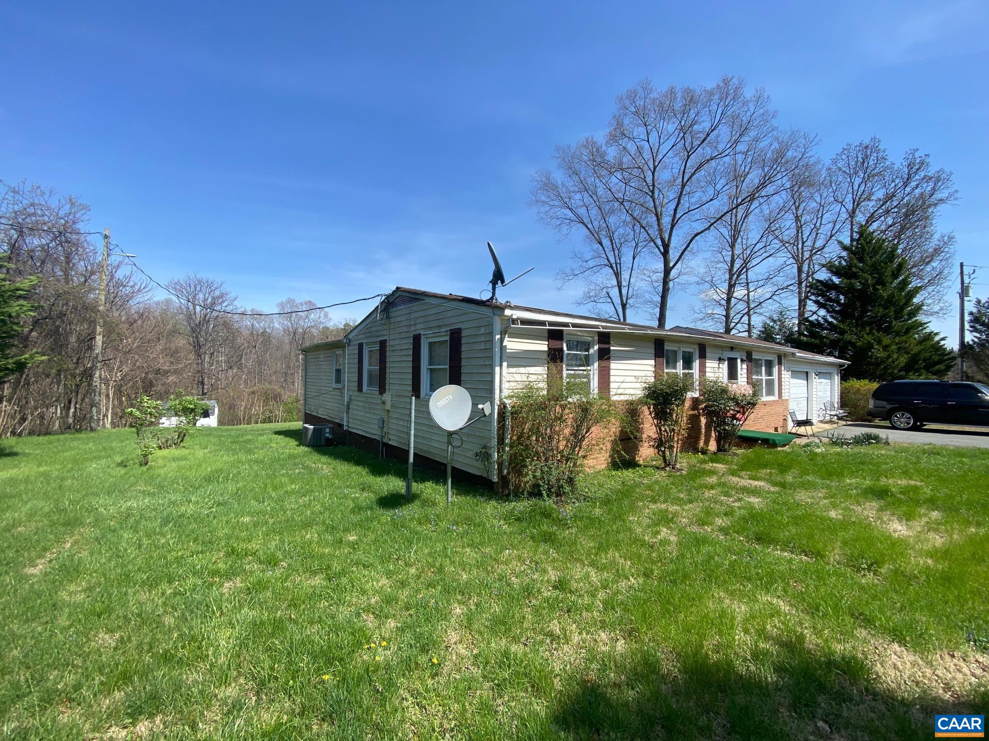12031 BROWNTOWN RD, GORDONSVILLE, Virginia 22942, 3 Bedrooms Bedrooms, ,1 BathroomBathrooms,Residential,12031 BROWNTOWN RD,675362 MLS # 675362