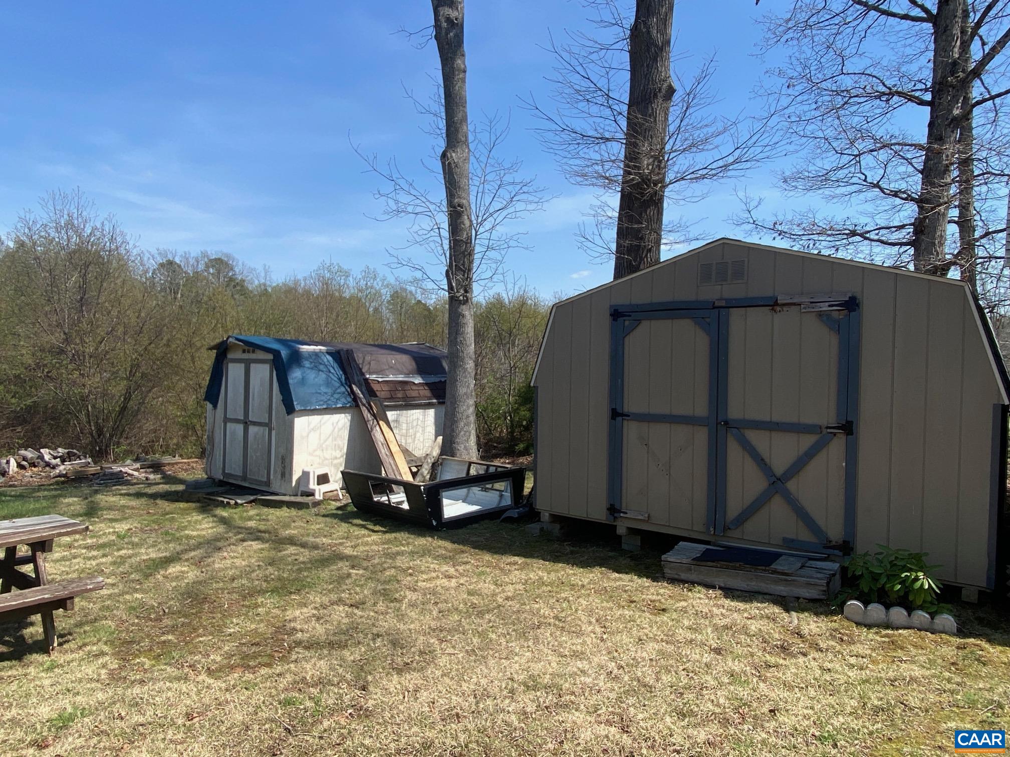 12031 BROWNTOWN RD, GORDONSVILLE, Virginia 22942, 3 Bedrooms Bedrooms, ,1 BathroomBathrooms,Residential,12031 BROWNTOWN RD,675362 MLS # 675362