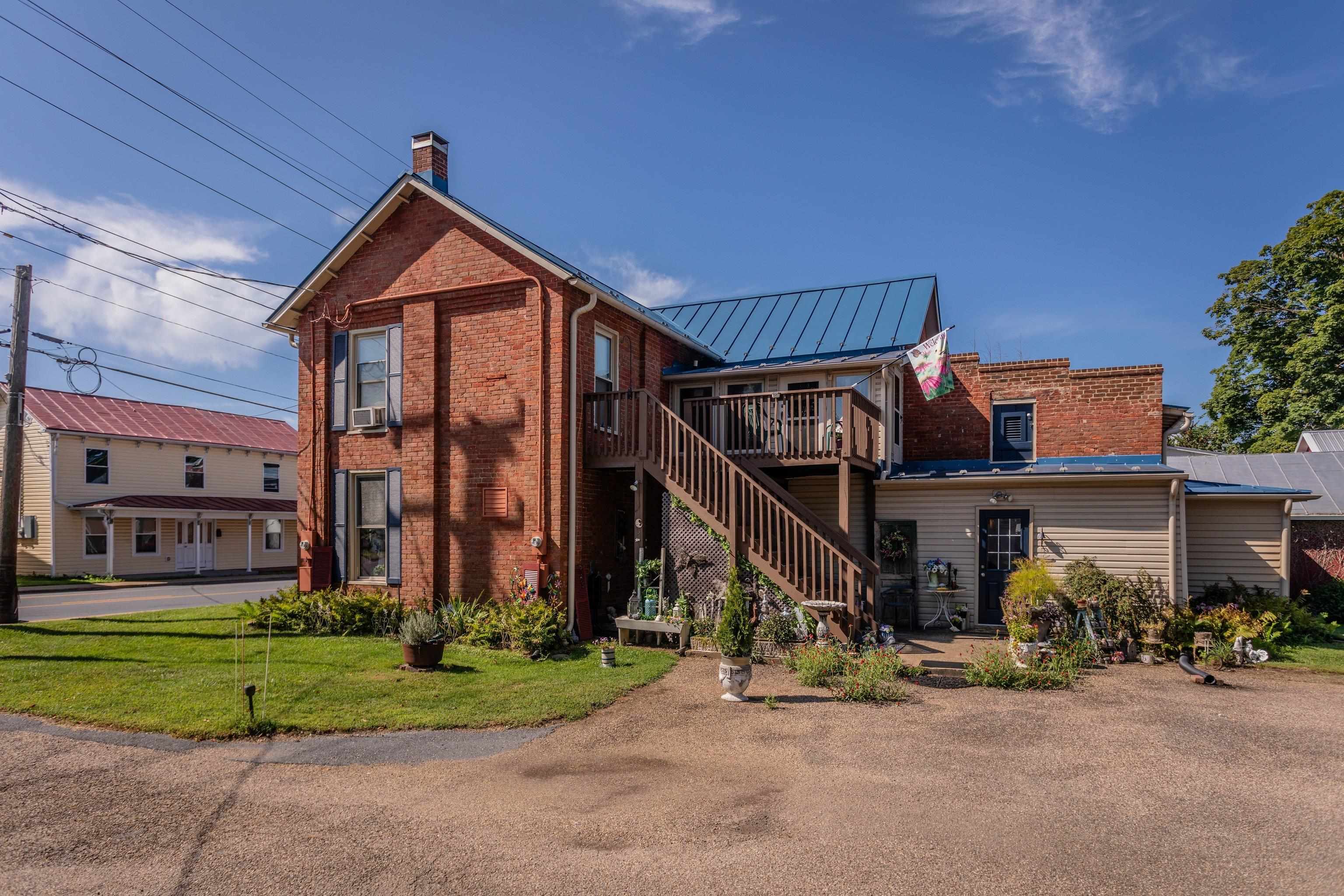 405 N MAIN ST, BRIDGEWATER, Virginia 22812, ,Commercial,405 N MAIN ST,681510 MLS # 681510