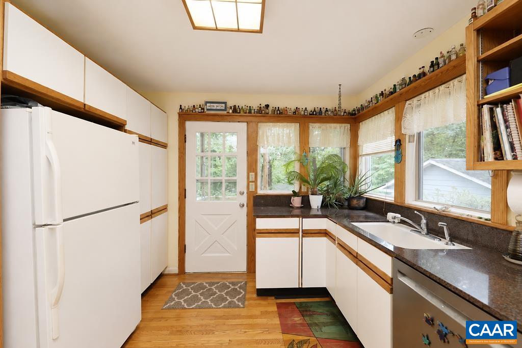 1616 KING MOUNTAIN RD, CHARLOTTESVILLE, Virginia 22901, 5 Bedrooms Bedrooms, ,4 BathroomsBathrooms,Residential,1616 KING MOUNTAIN RD,681333 MLS # 681333 1616 KING MOUNTAIN RD, CHARLOTTESVILLE, Virginia 22901, 5 Bedrooms Bedrooms, ,4 BathroomsBathrooms,Residential,1616 KING MOUNTAIN RD,681333 MLS # 681333