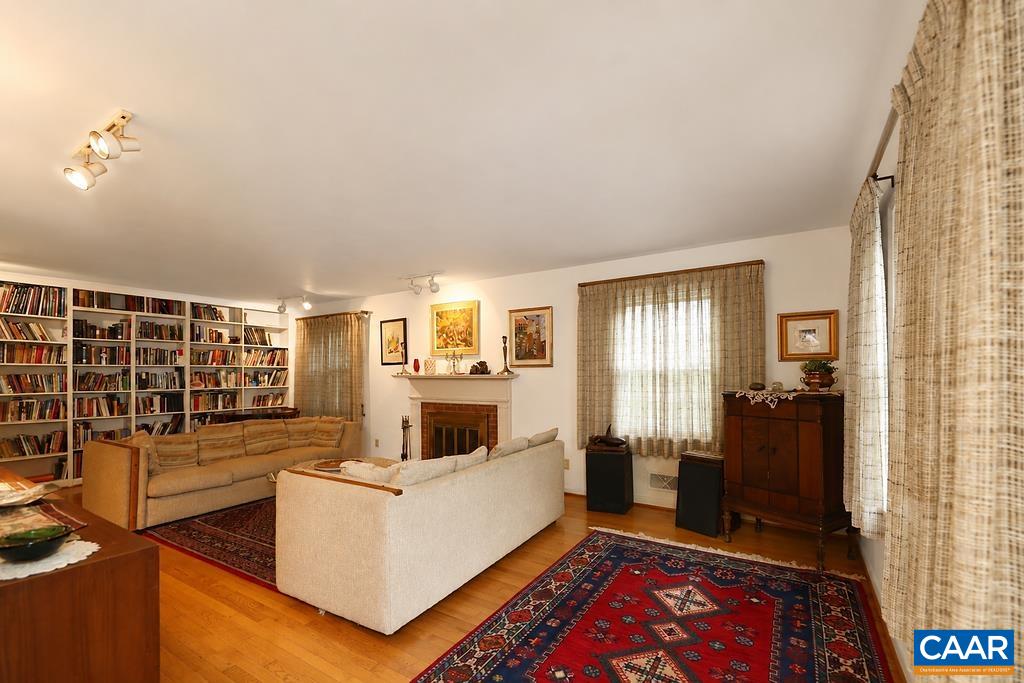1616 KING MOUNTAIN RD, CHARLOTTESVILLE, Virginia 22901, 5 Bedrooms Bedrooms, ,4 BathroomsBathrooms,Residential,1616 KING MOUNTAIN RD,681333 MLS # 681333 1616 KING MOUNTAIN RD, CHARLOTTESVILLE, Virginia 22901, 5 Bedrooms Bedrooms, ,4 BathroomsBathrooms,Residential,1616 KING MOUNTAIN RD,681333 MLS # 681333