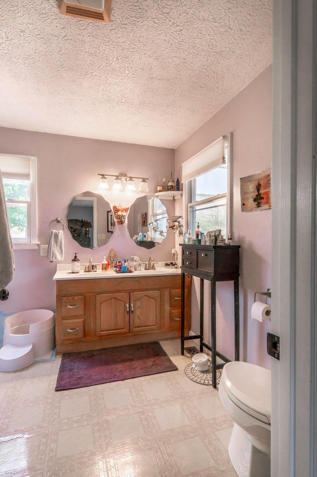 Primary, Shower not shown Primary, Shower not shown
