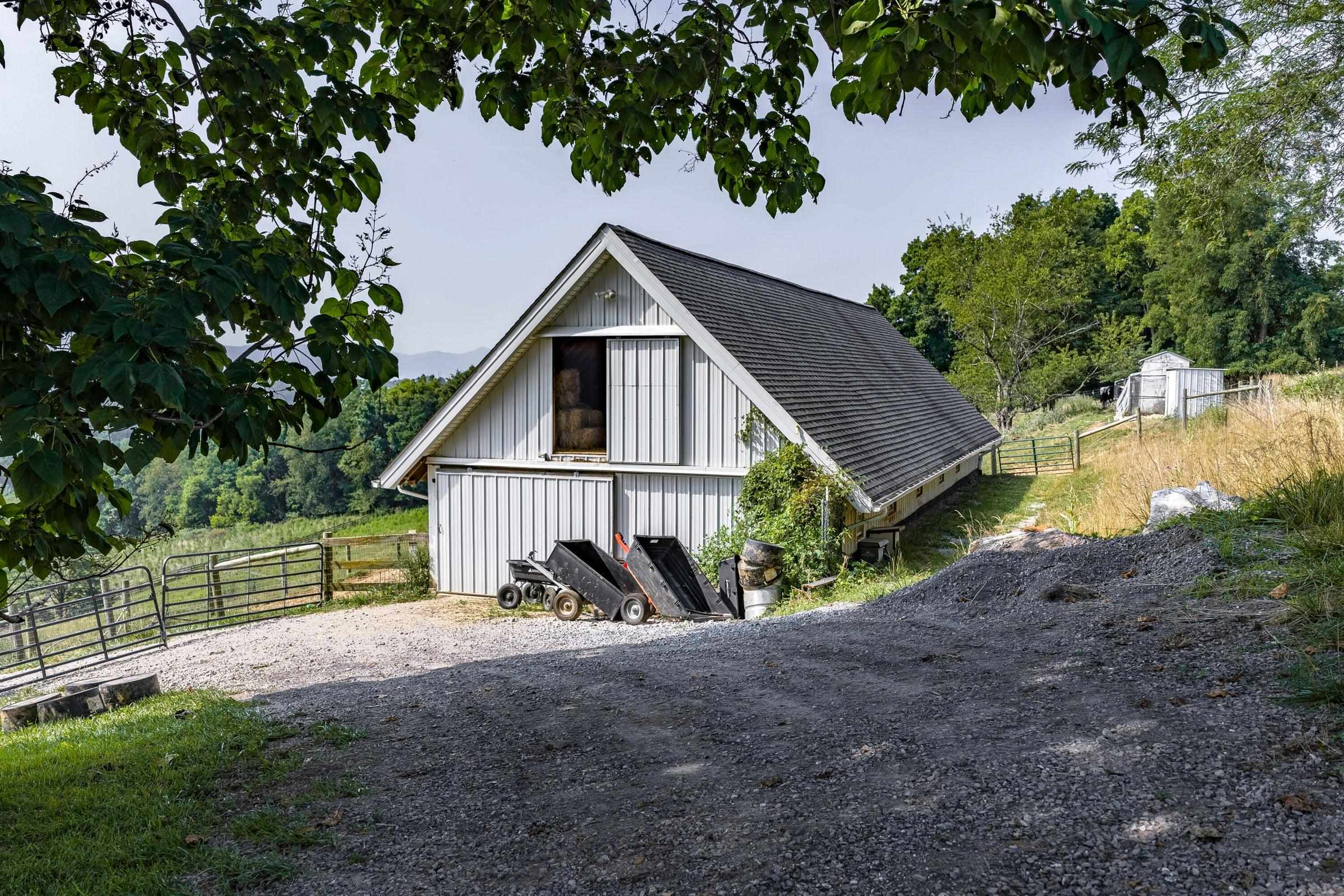 143 MCCLURE BLVD, FAIRFIELD, Virginia 24435, 3 Bedrooms Bedrooms, ,3 BathroomsBathrooms,Residential,143 McClure Blvd Fairfield, VA 24435,143 MCCLURE BLVD,681474 MLS # 681474 143 MCCLURE BLVD, FAIRFIELD, Virginia 24435, 3 Bedrooms Bedrooms, ,3 BathroomsBathrooms,Residential,143 McClure Blvd Fairfield, VA 24435,143 MCCLURE BLVD,681474 MLS # 681474
