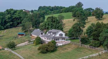 Spacious home and farm on 6.94 acres -- less than 15 minutes from Lexington.