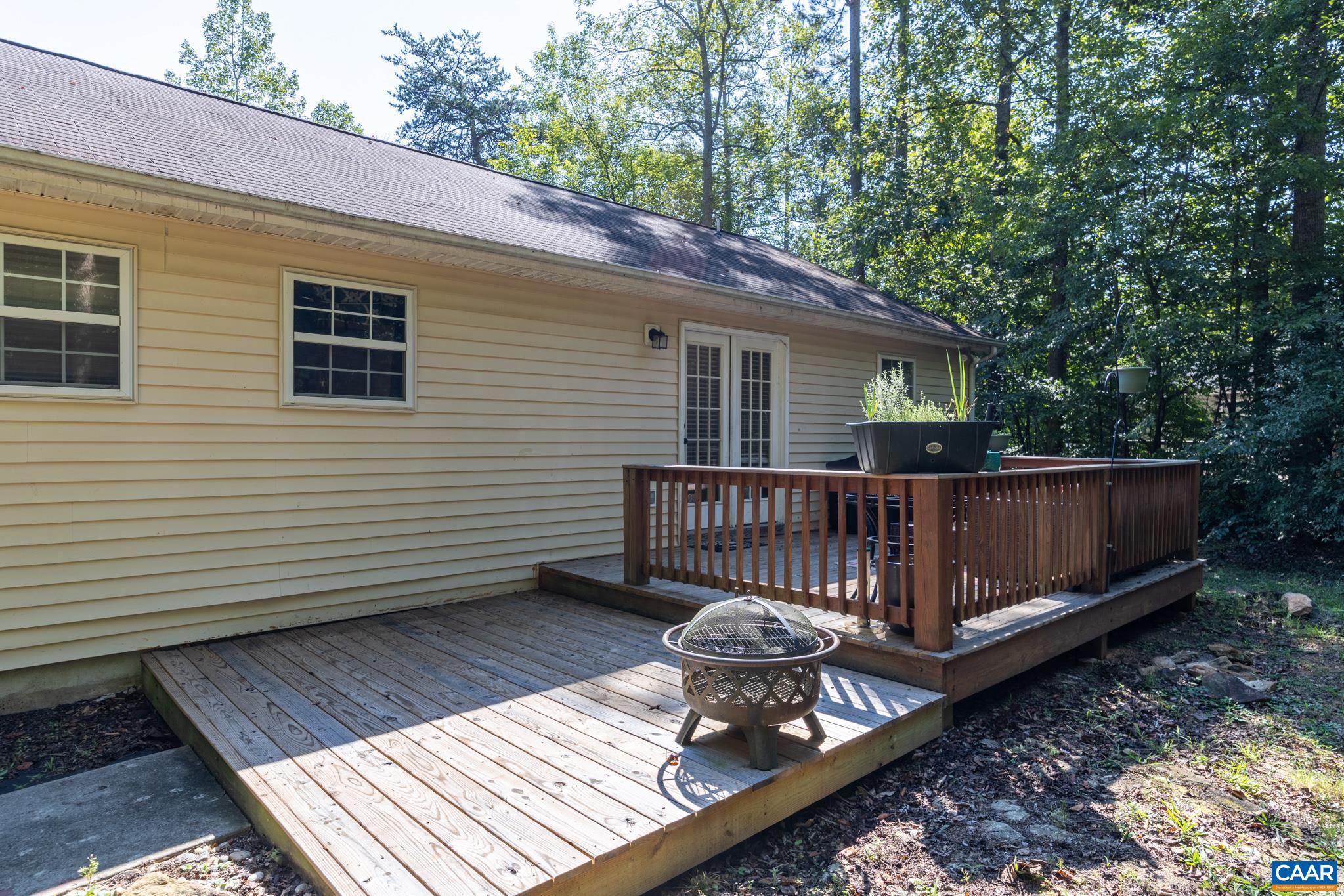 10 IROQUOIS WAY, PALMYRA, Virginia 22963, 3 Bedrooms Bedrooms, ,2 BathroomsBathrooms,Residential,10 IROQUOIS WAY,681476 MLS # 681476 10 IROQUOIS WAY, PALMYRA, Virginia 22963, 3 Bedrooms Bedrooms, ,2 BathroomsBathrooms,Residential,10 IROQUOIS WAY,681476 MLS # 681476