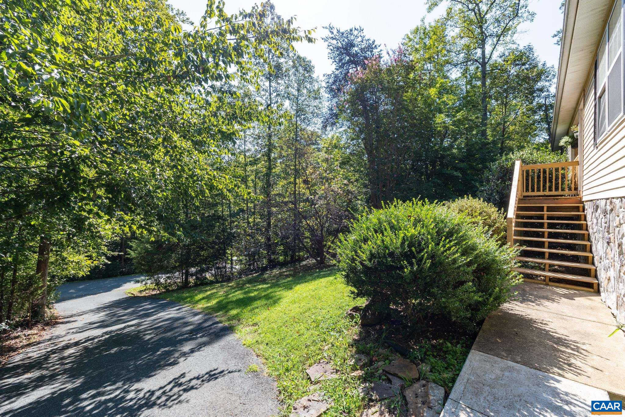 10 IROQUOIS WAY, PALMYRA, Virginia 22963, 3 Bedrooms Bedrooms, ,2 BathroomsBathrooms,Residential,10 IROQUOIS WAY,681476 MLS # 681476 10 IROQUOIS WAY, PALMYRA, Virginia 22963, 3 Bedrooms Bedrooms, ,2 BathroomsBathrooms,Residential,10 IROQUOIS WAY,681476 MLS # 681476