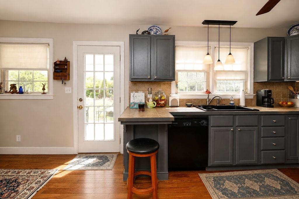 219 ROBIN RD, WAYNESBORO, Virginia 22980, 3 Bedrooms Bedrooms, ,1 BathroomBathrooms,Residential,219 ROBIN RD,681509 MLS # 681509 219 ROBIN RD, WAYNESBORO, Virginia 22980, 3 Bedrooms Bedrooms, ,1 BathroomBathrooms,Residential,219 ROBIN RD,681509 MLS # 681509