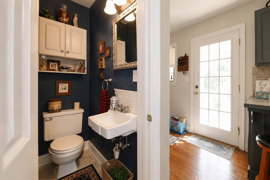 219 ROBIN RD, WAYNESBORO, Virginia 22980, 3 Bedrooms Bedrooms, ,1 BathroomBathrooms,Residential,219 ROBIN RD,681509 MLS # 681509 219 ROBIN RD, WAYNESBORO, Virginia 22980, 3 Bedrooms Bedrooms, ,1 BathroomBathrooms,Residential,219 ROBIN RD,681509 MLS # 681509