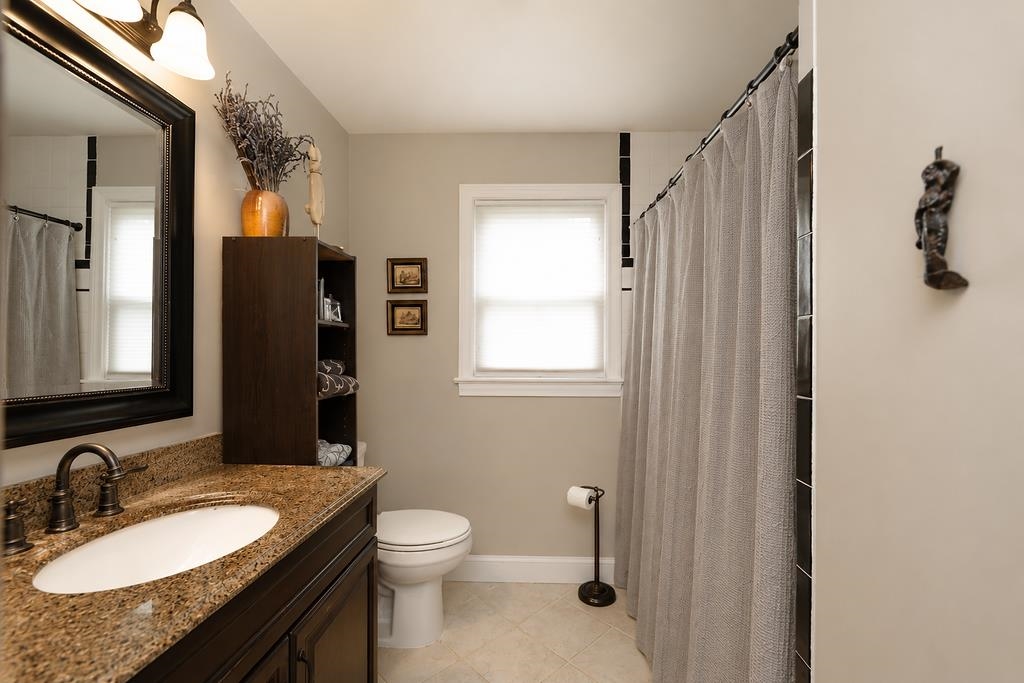 219 ROBIN RD, WAYNESBORO, Virginia 22980, 3 Bedrooms Bedrooms, ,1 BathroomBathrooms,Residential,219 ROBIN RD,681509 MLS # 681509 219 ROBIN RD, WAYNESBORO, Virginia 22980, 3 Bedrooms Bedrooms, ,1 BathroomBathrooms,Residential,219 ROBIN RD,681509 MLS # 681509