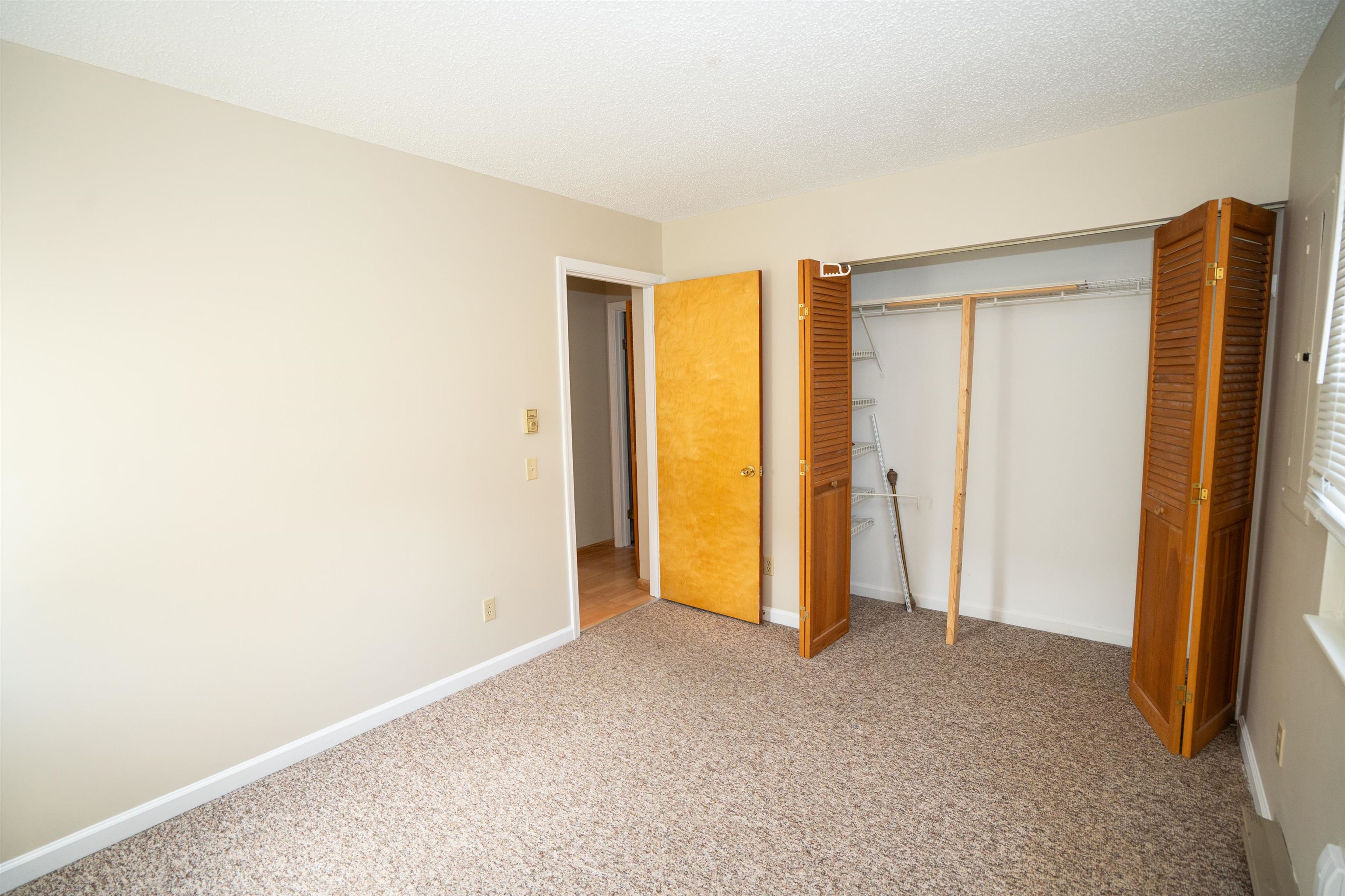 536 E WASHINGTON ST, HARRISONBURG, Virginia 22802, 3 Bedrooms Bedrooms, ,2 BathroomsBathrooms,Residential,536 E WASHINGTON ST,681514 MLS # 681514