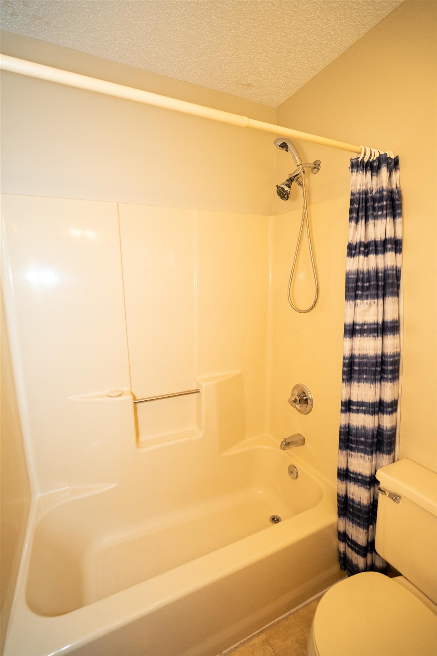 536 E WASHINGTON ST, HARRISONBURG, Virginia 22802, 3 Bedrooms Bedrooms, ,2 BathroomsBathrooms,Residential,536 E WASHINGTON ST,681514 MLS # 681514