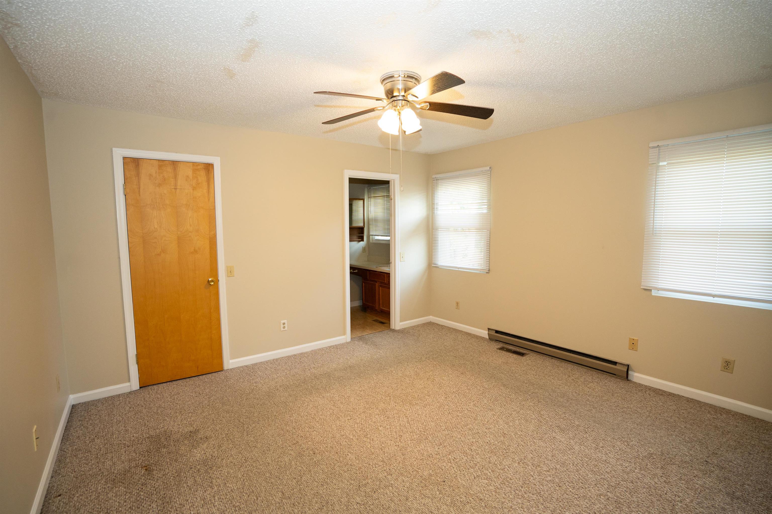 536 E WASHINGTON ST, HARRISONBURG, Virginia 22802, 3 Bedrooms Bedrooms, ,2 BathroomsBathrooms,Residential,536 E WASHINGTON ST,681514 MLS # 681514