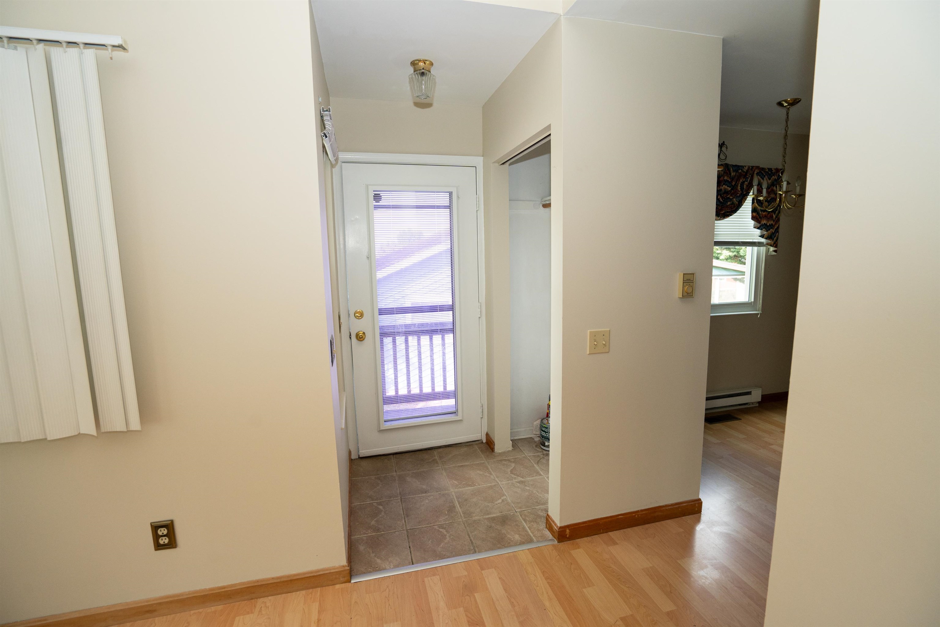536 E WASHINGTON ST, HARRISONBURG, Virginia 22802, 3 Bedrooms Bedrooms, ,2 BathroomsBathrooms,Residential,536 E WASHINGTON ST,681514 MLS # 681514