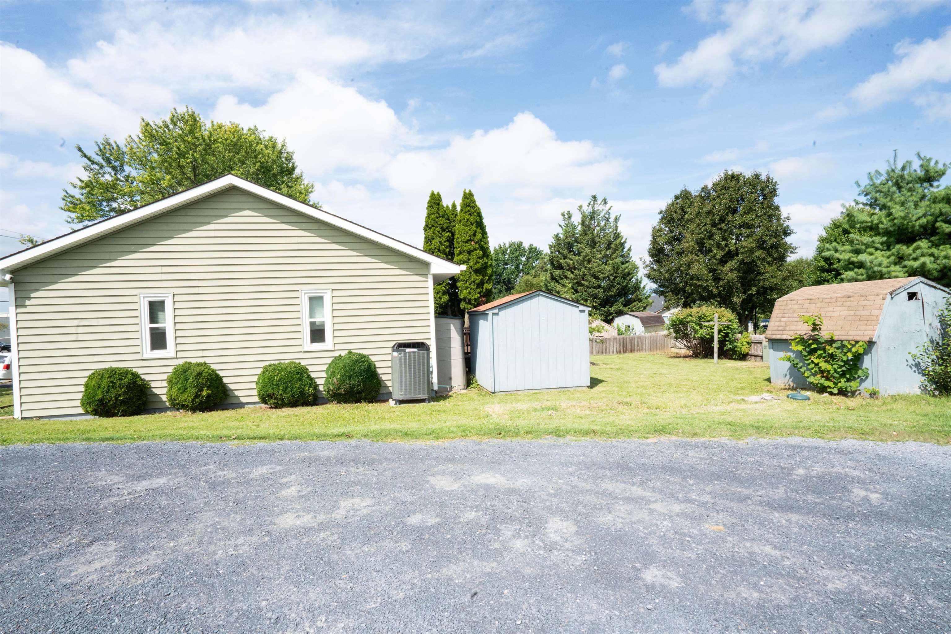 536 E WASHINGTON ST, HARRISONBURG, Virginia 22802, 3 Bedrooms Bedrooms, ,2 BathroomsBathrooms,Residential,536 E WASHINGTON ST,681514 MLS # 681514