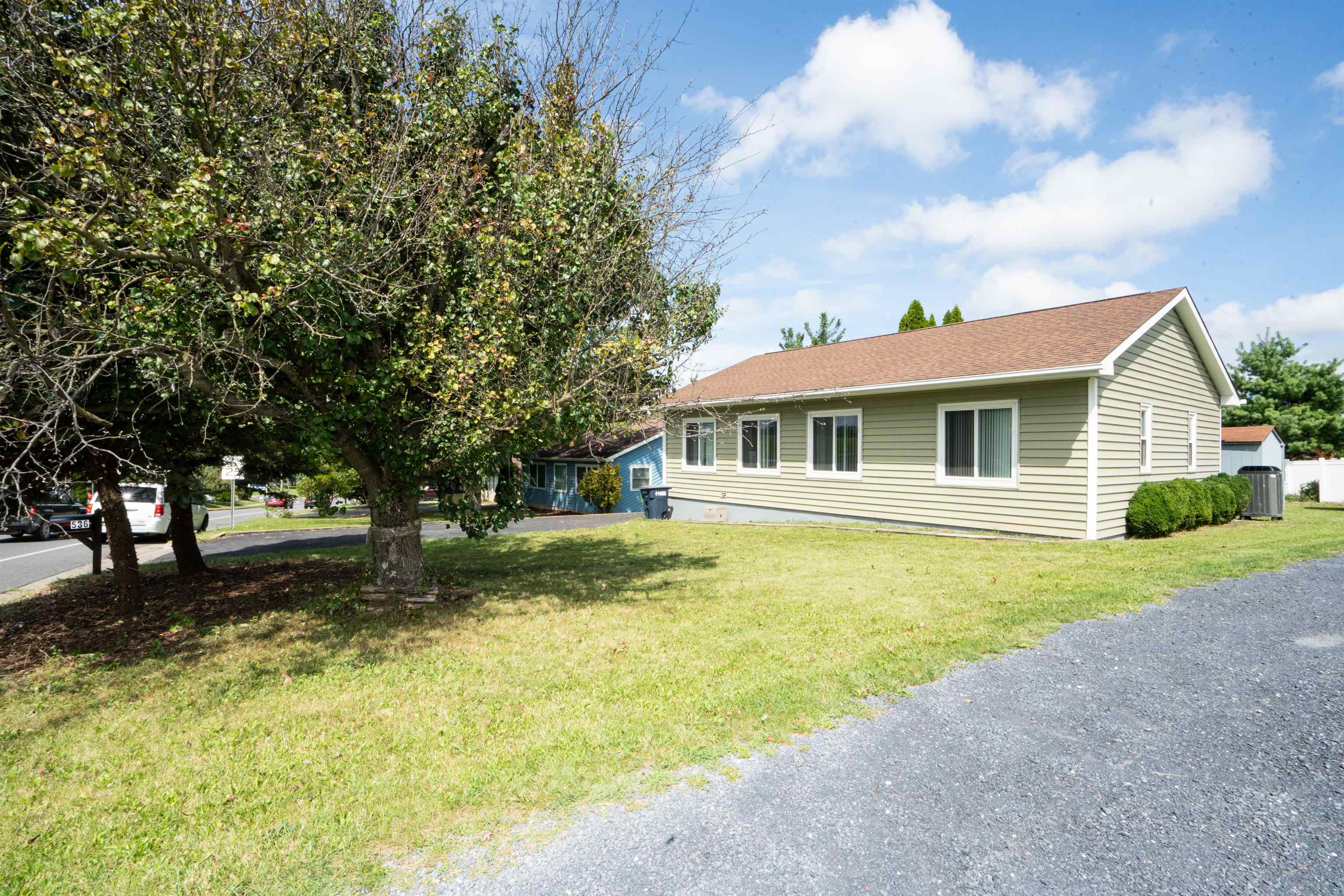 536 E WASHINGTON ST, HARRISONBURG, Virginia 22802, 3 Bedrooms Bedrooms, ,2 BathroomsBathrooms,Residential,536 E WASHINGTON ST,681514 MLS # 681514