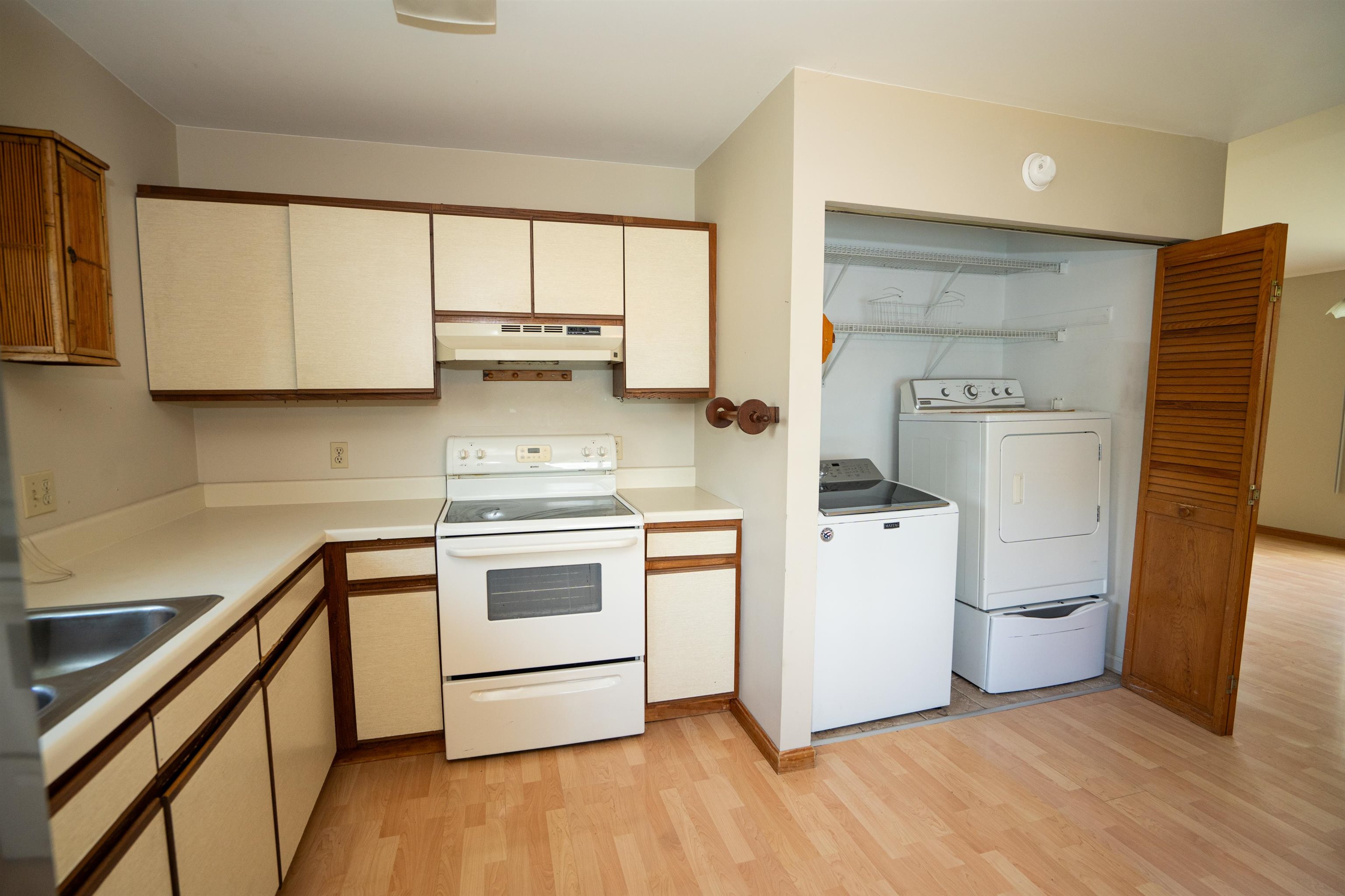 536 E WASHINGTON ST, HARRISONBURG, Virginia 22802, 3 Bedrooms Bedrooms, ,2 BathroomsBathrooms,Residential,536 E WASHINGTON ST,681514 MLS # 681514
