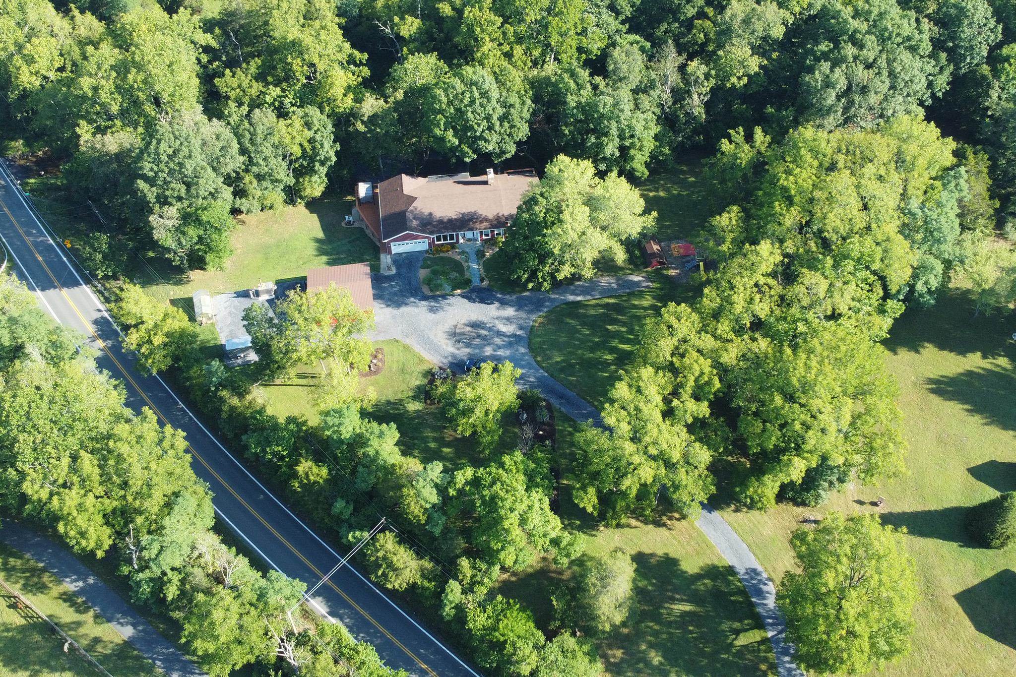 1769 PARKERSBURG TPKE, SWOOPE, Virginia 24479, 4 Bedrooms Bedrooms, ,3 BathroomsBathrooms,Residential,1769 PARKERSBURG TPKE,681515 MLS # 681515 1769 PARKERSBURG TPKE, SWOOPE, Virginia 24479, 4 Bedrooms Bedrooms, ,3 BathroomsBathrooms,Residential,1769 PARKERSBURG TPKE,681515 MLS # 681515