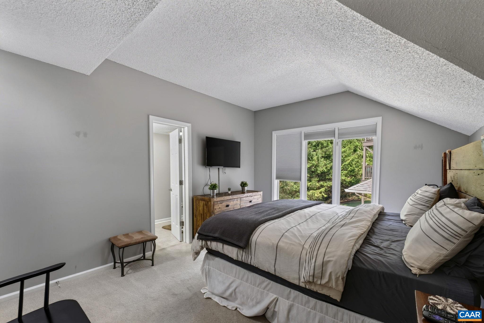 2072 STONE RIDGE CONDOS, WINTERGREEN, Virginia 22967, 2 Bedrooms Bedrooms, ,2 BathroomsBathrooms,Residential,2072 STONE RIDGE CONDOS,681516 MLS # 681516