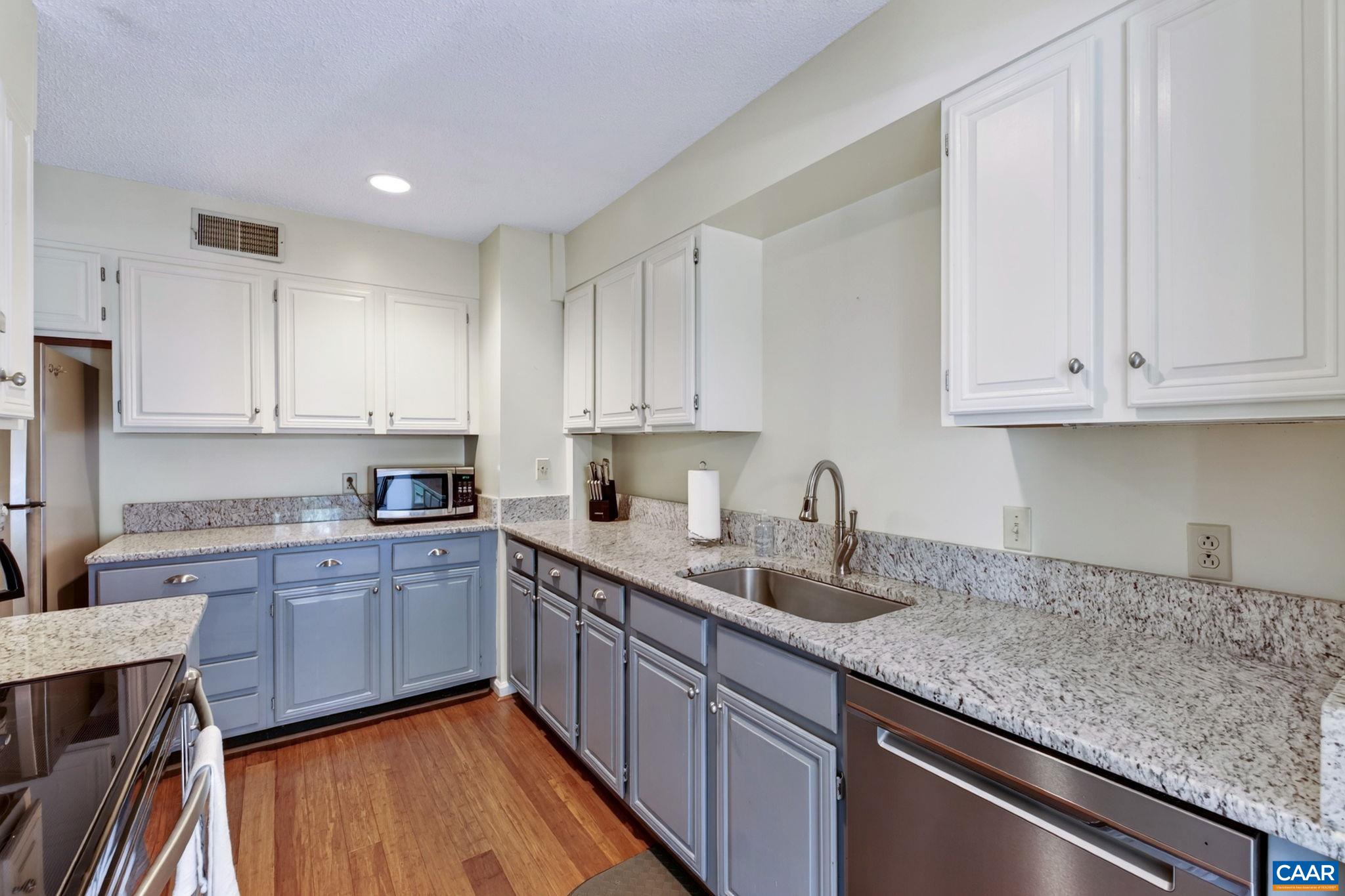2072 STONE RIDGE CONDOS, WINTERGREEN, Virginia 22967, 2 Bedrooms Bedrooms, ,2 BathroomsBathrooms,Residential,2072 STONE RIDGE CONDOS,681516 MLS # 681516