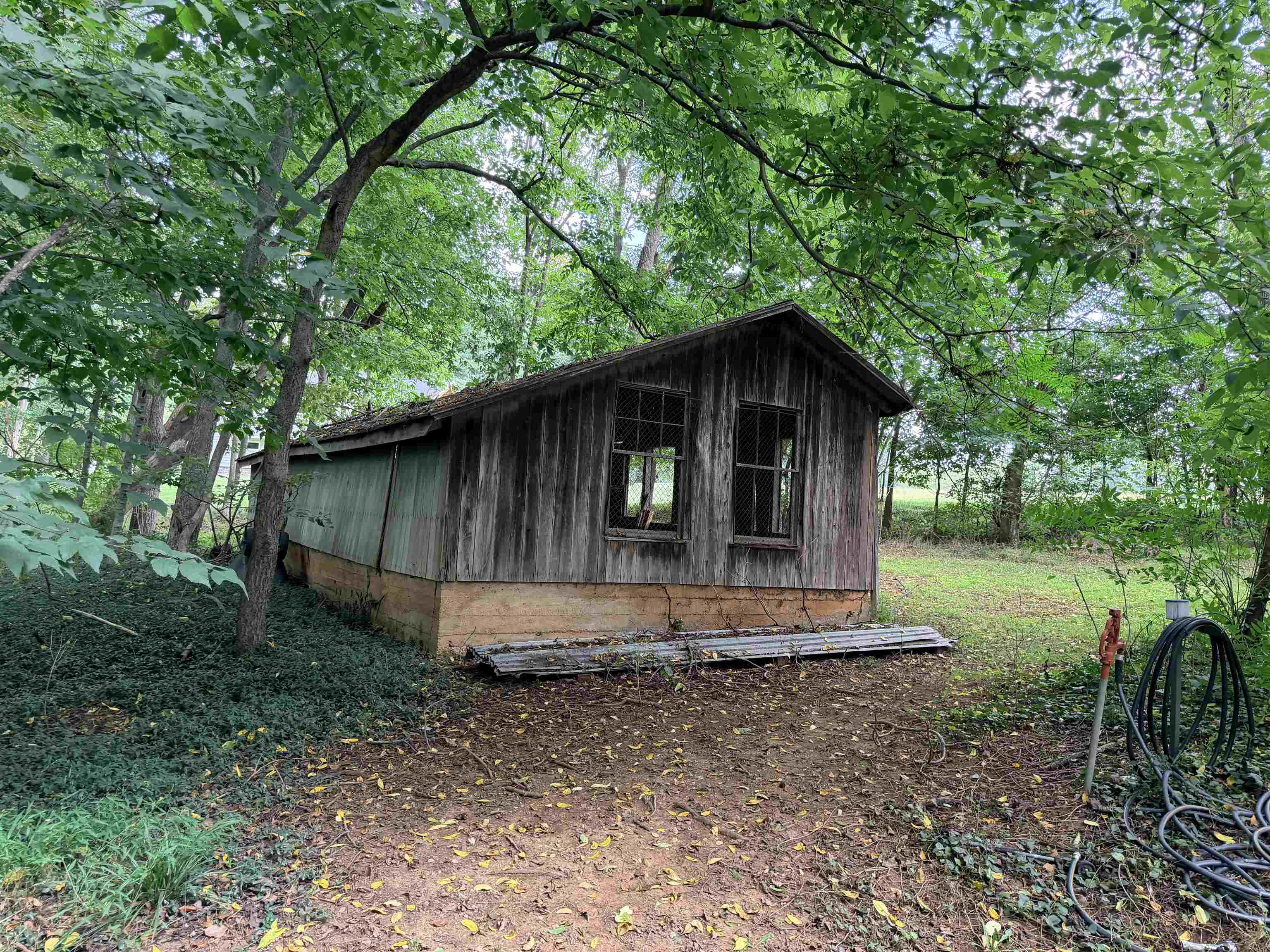 6 SAMUEL BEARS RD, WEYERS CAVE, Virginia 24486, 3 Bedrooms Bedrooms, ,1 BathroomBathrooms,Residential,6 SAMUEL BEARS RD,681519 MLS # 681519 6 SAMUEL BEARS RD, WEYERS CAVE, Virginia 24486, 3 Bedrooms Bedrooms, ,1 BathroomBathrooms,Residential,6 SAMUEL BEARS RD,681519 MLS # 681519