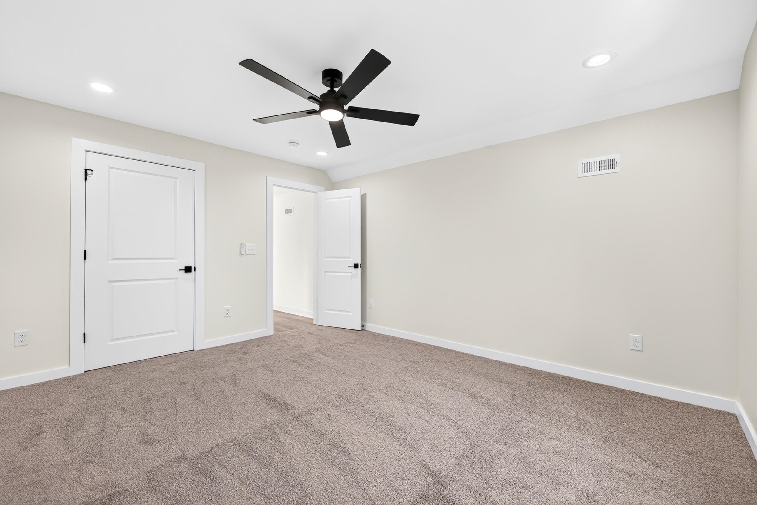 715 HILLCREST DR, STAUNTON, Virginia 24401, 5 Bedrooms Bedrooms, ,3 BathroomsBathrooms,Residential,715 HILLCREST DR,680895 MLS # 680895 715 HILLCREST DR, STAUNTON, Virginia 24401, 5 Bedrooms Bedrooms, ,3 BathroomsBathrooms,Residential,715 HILLCREST DR,680895 MLS # 680895